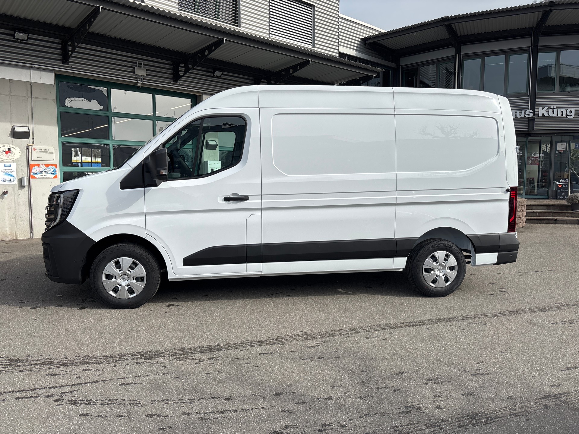 NISSAN Interstar dCi 150 3.5 L2H2 N-Connecta-image-9