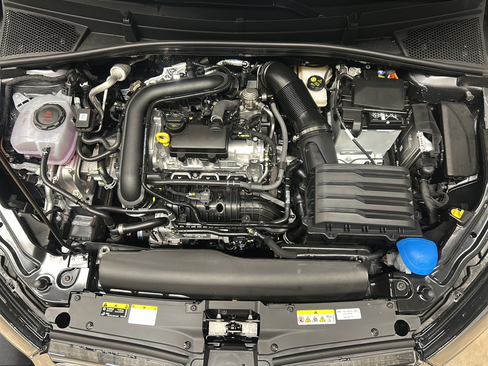 SKODA Fabia Neustes Model 1.0 TSI 95 PS Selection-image-15