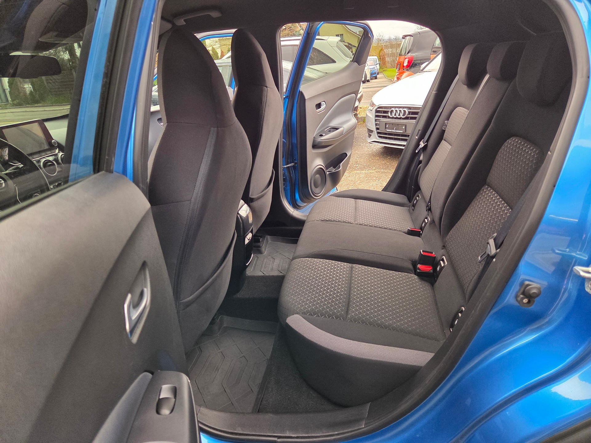 NISSAN Juke 1.0 DIG-T acenta-image-8