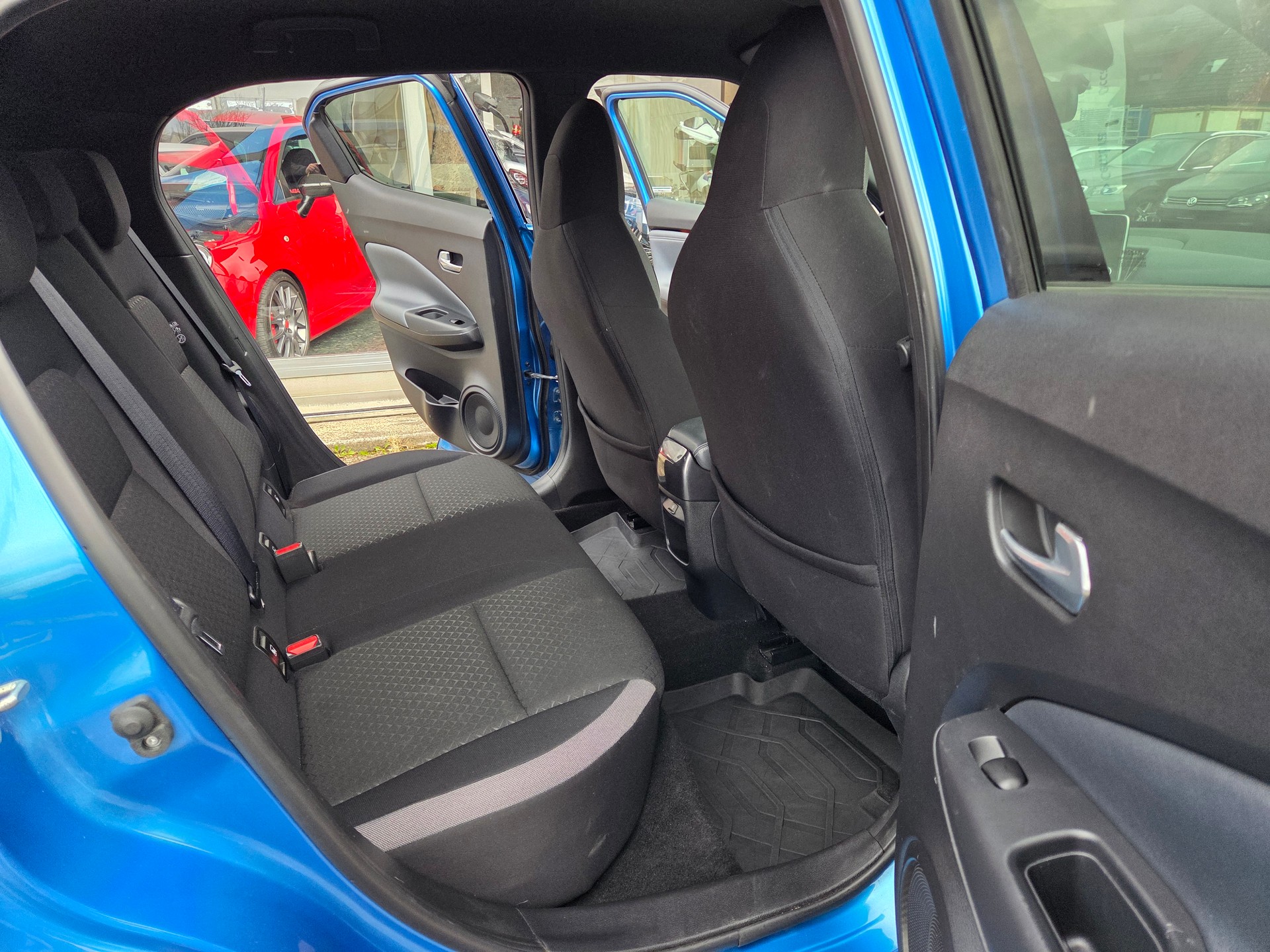NISSAN Juke 1.0 DIG-T acenta-image-10