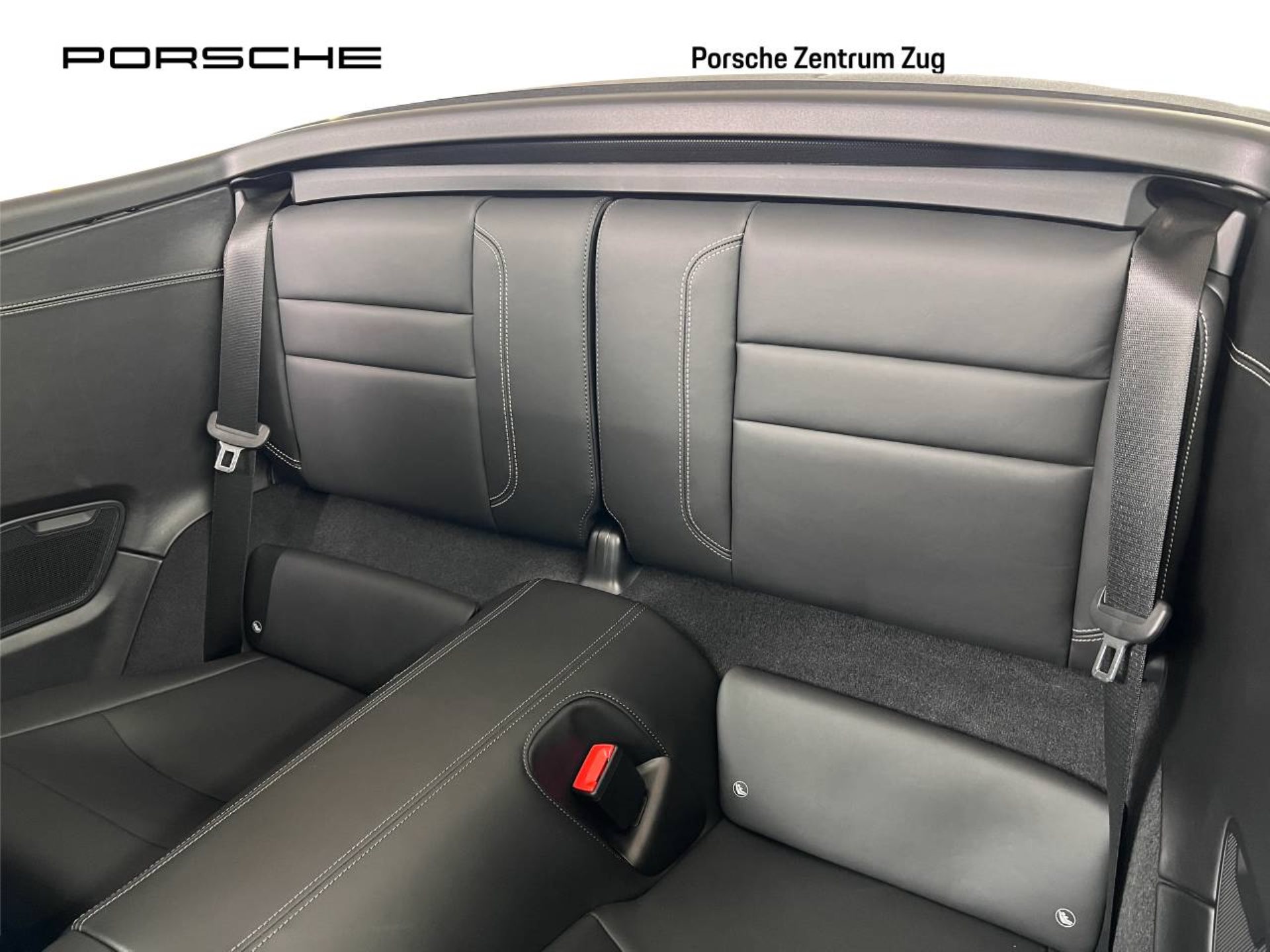PORSCHE 911 Carrera Cabriolet-image-24