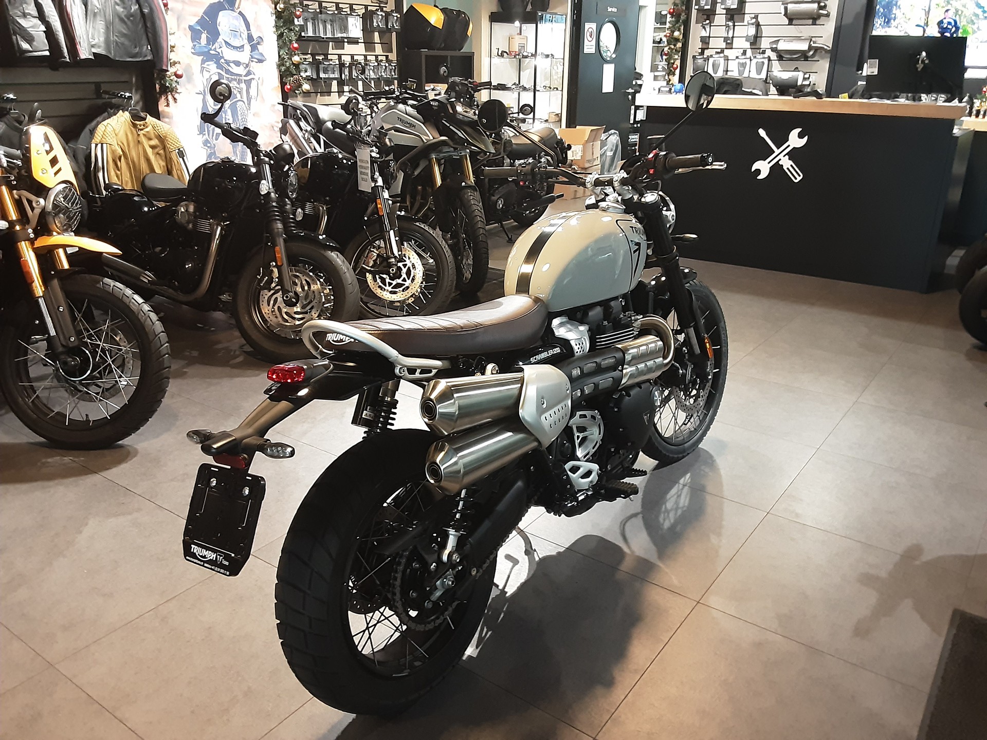TRIUMPH Scrambler 1200 X-image-4