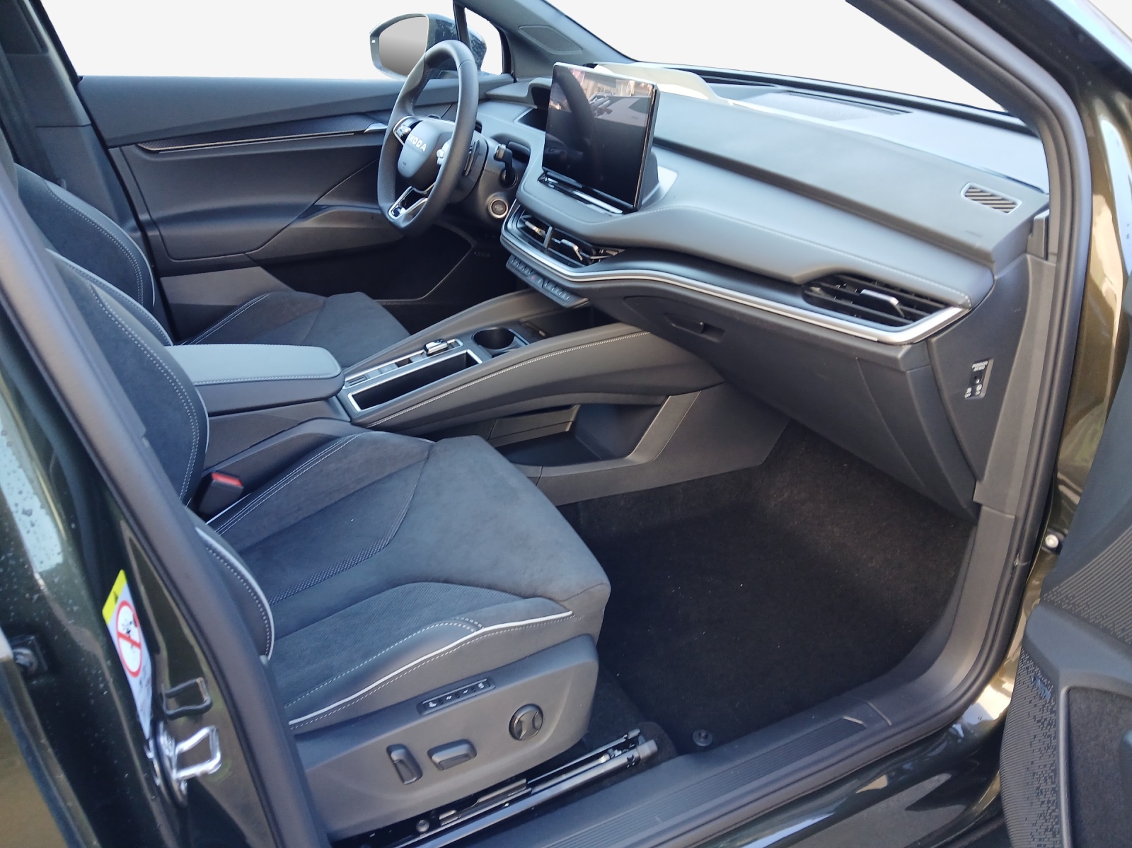 SKODA Enyaq 85x Sportline 4x4-image-13
