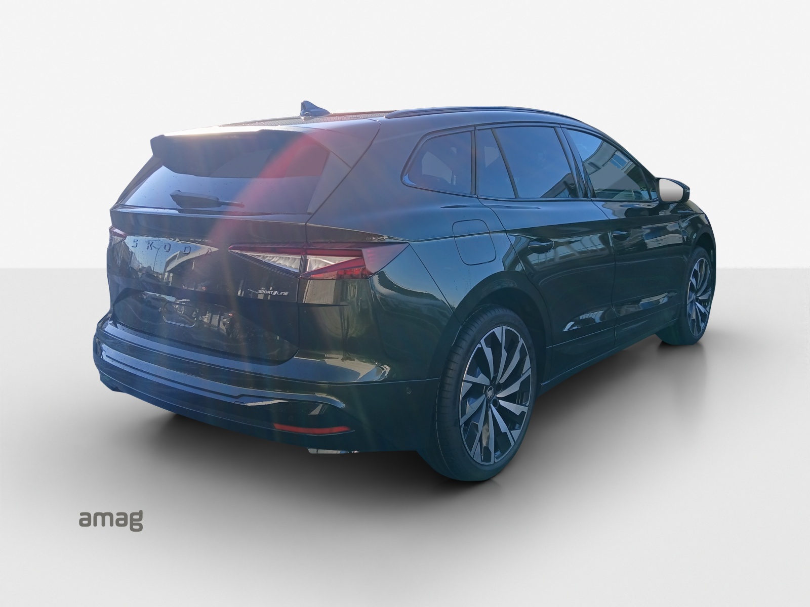 SKODA Enyaq 85x Sportline 4x4-image-4