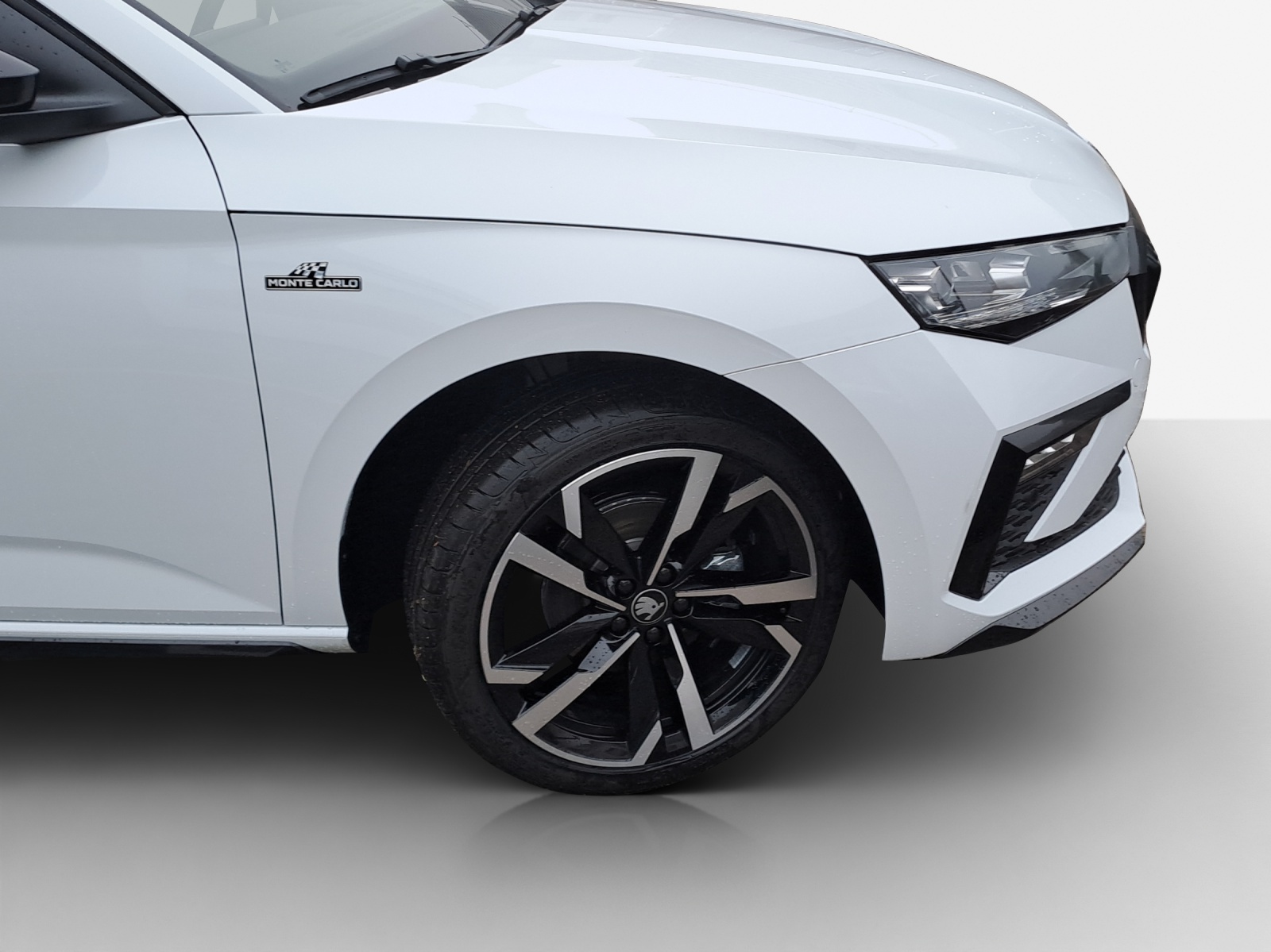 SKODA Scala 1.5 TSI Monte Carlo DSG-image-14