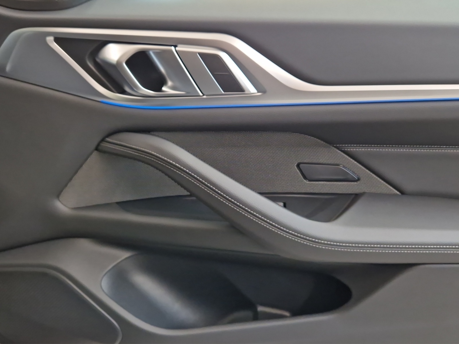 BMW i4 M60 M Sport Pro-image-5