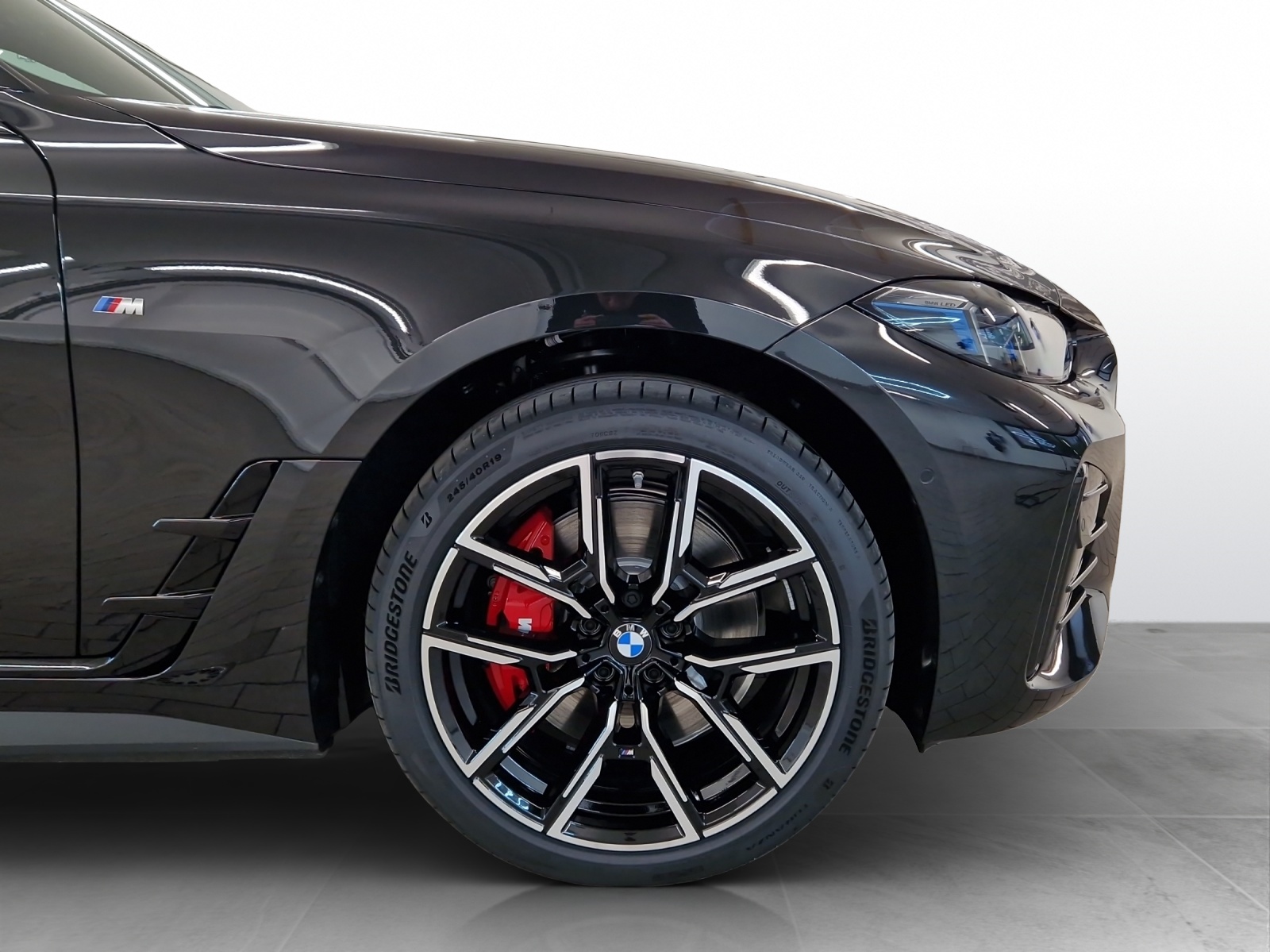 BMW i4 M60 M Sport Pro-image-21