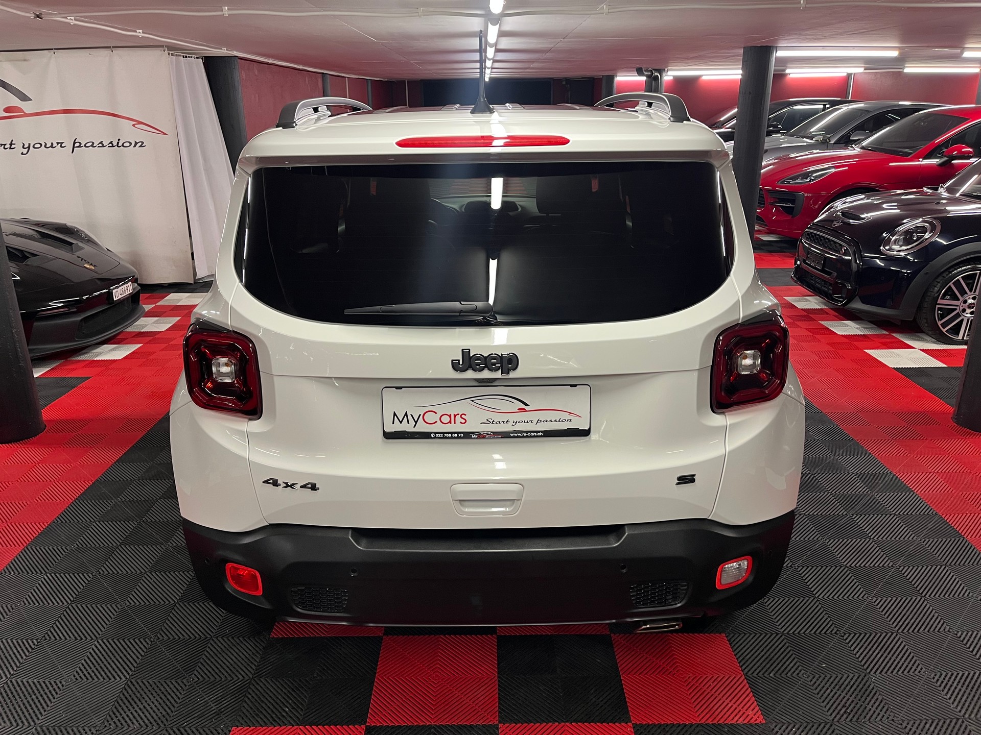 JEEP Renegade 1.3 Turbo S AWD-image-7