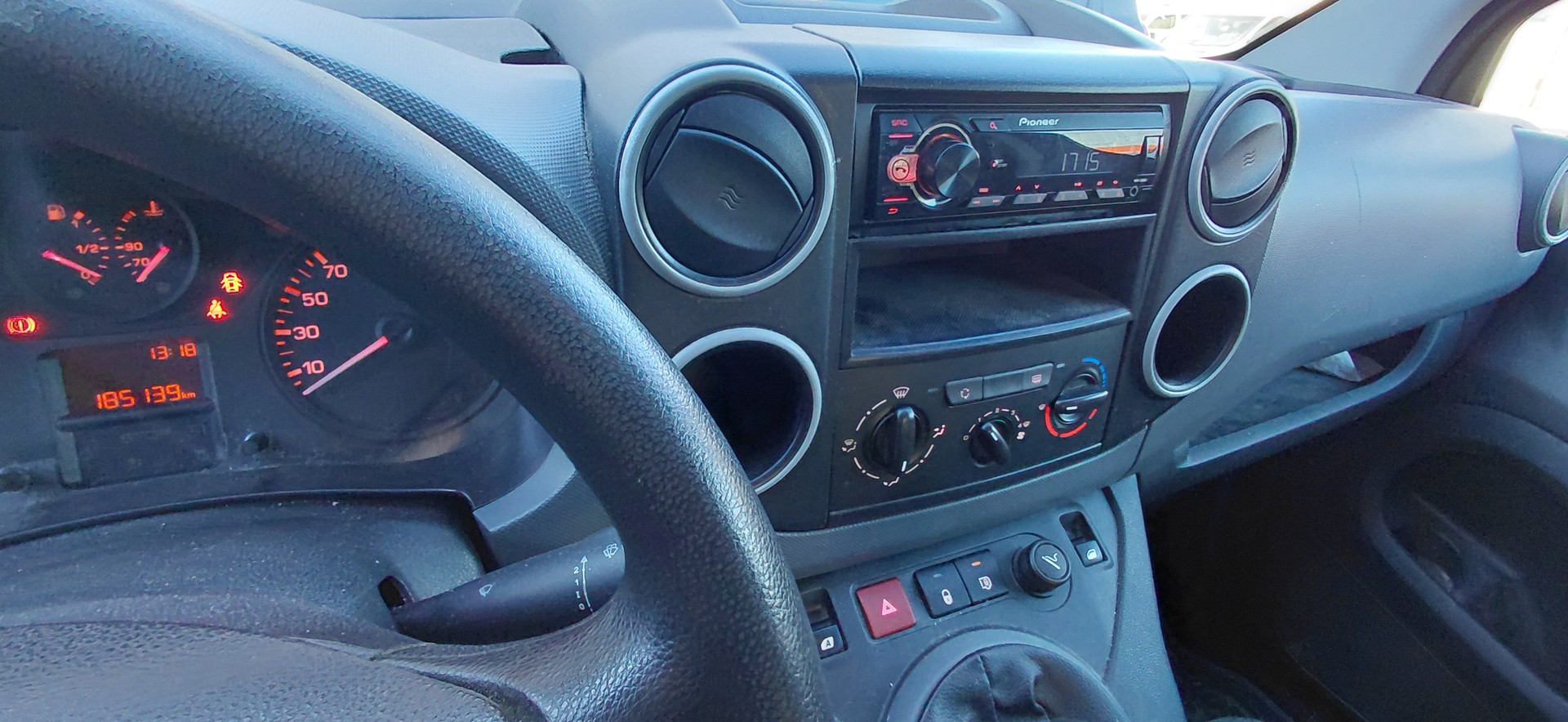 CITROEN Berlingo 1.6VTi 600-image-10