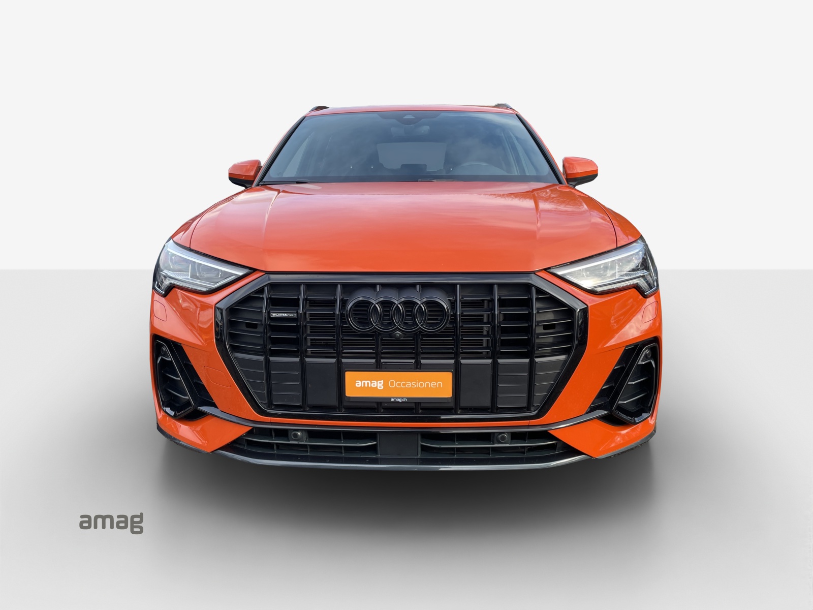 AUDI Q3 45 TFSI S line quattro S-tronic-image-6