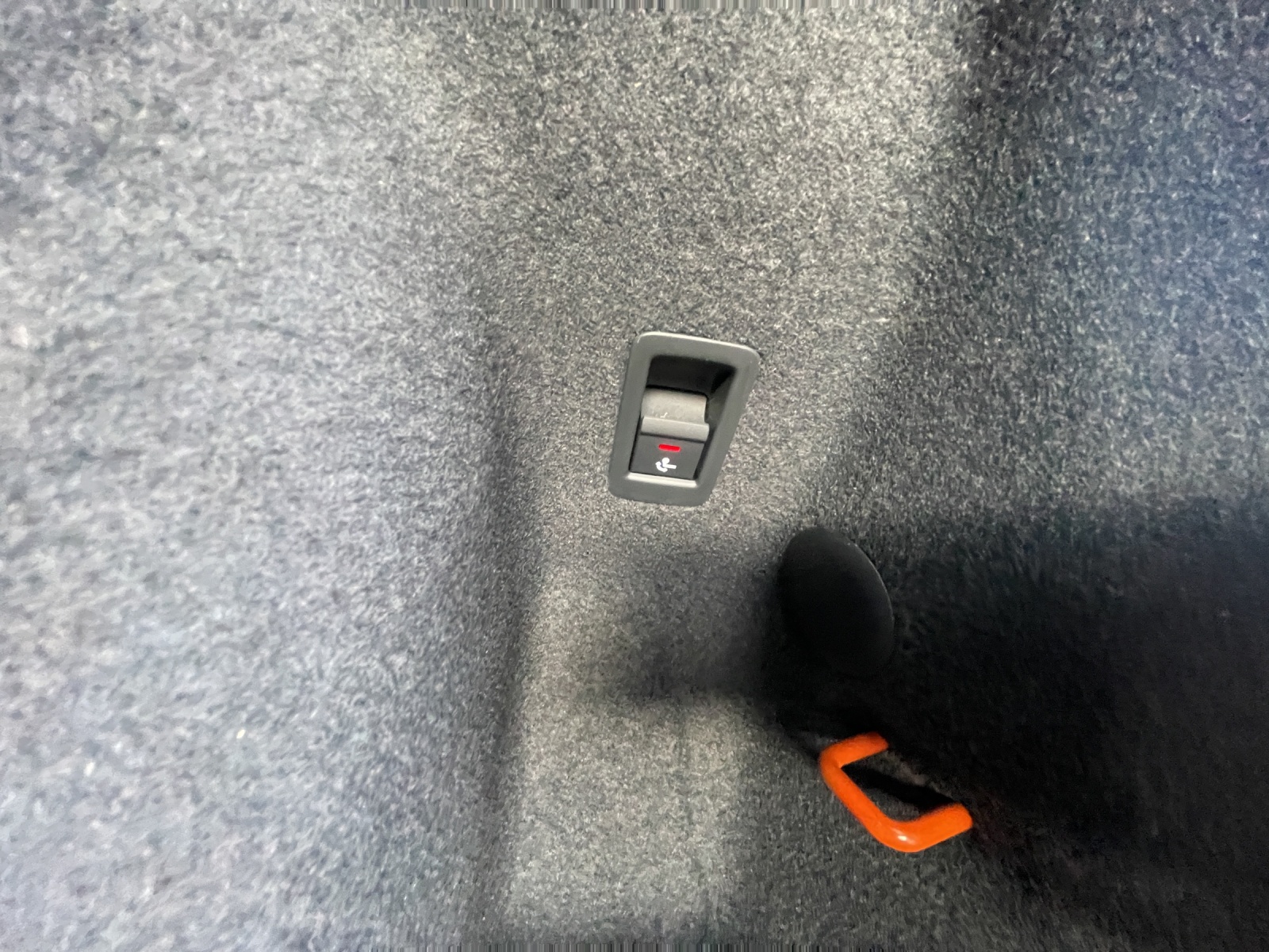AUDI Q3 45 TFSI S line quattro S-tronic-image-14