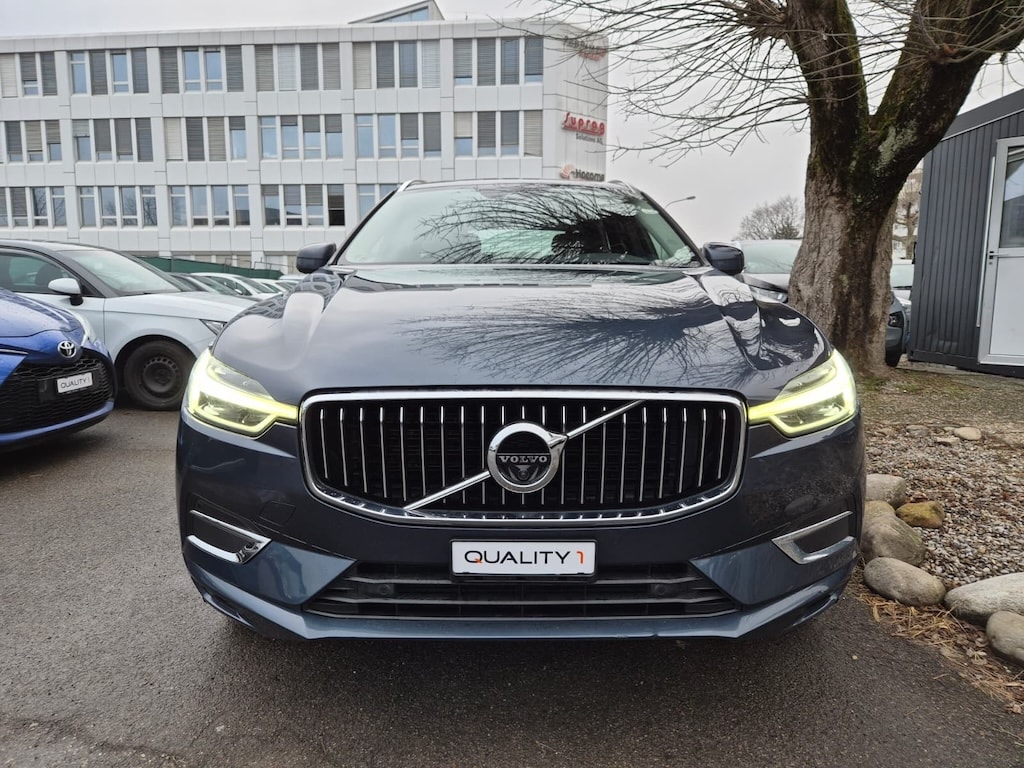VOLVO XC60 B4 Diesel Mild Hybrid AWD Inscription Geartronic-image-1