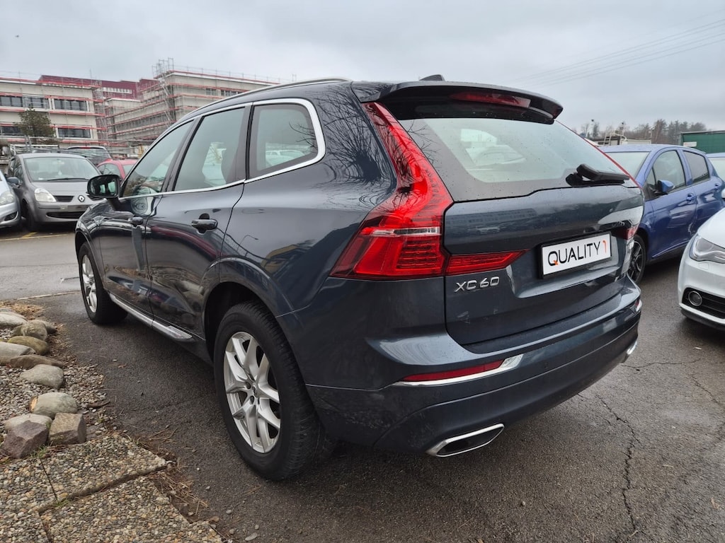 VOLVO XC60 B4 Diesel Mild Hybrid AWD Inscription Geartronic-image-3