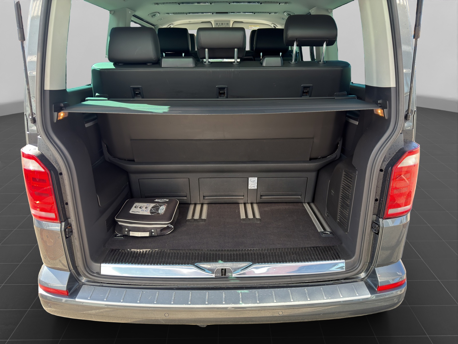 VW T6 Multivan 2.0 Bi-TDI Highline-image-13