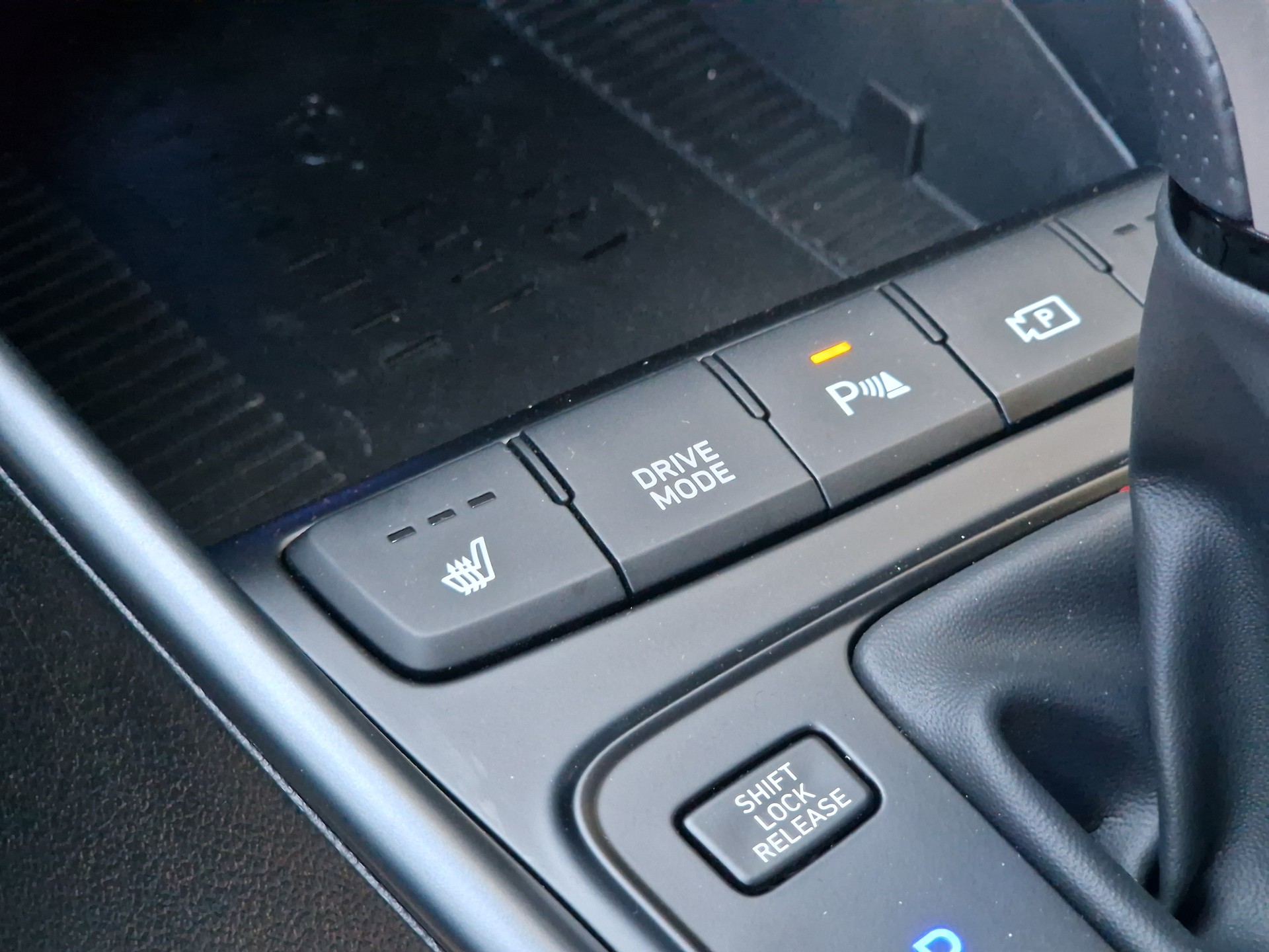 HYUNDAI i20 1.0 T-GDi N-Line DCT-image-9