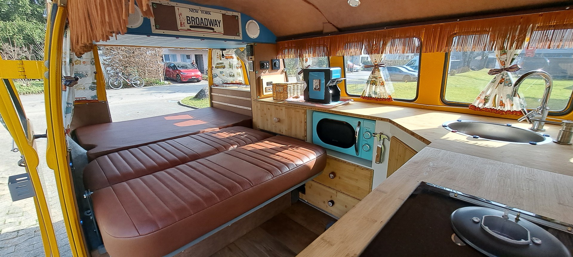 VW T1 Bulli Camper-image-10