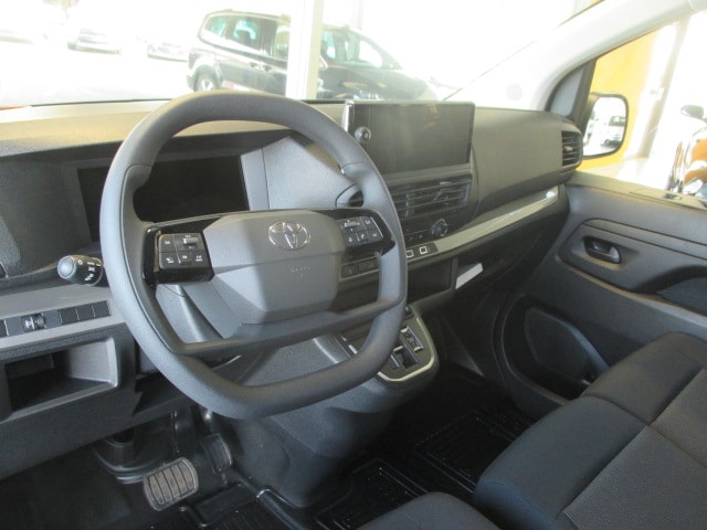 TOYOTA Proace EV 75kWh Medium Advanced-image-7