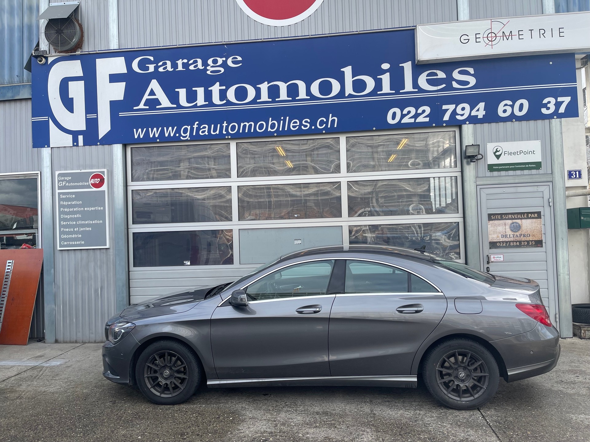 MERCEDES-BENZ CLA 200 7G-DCT-image-0