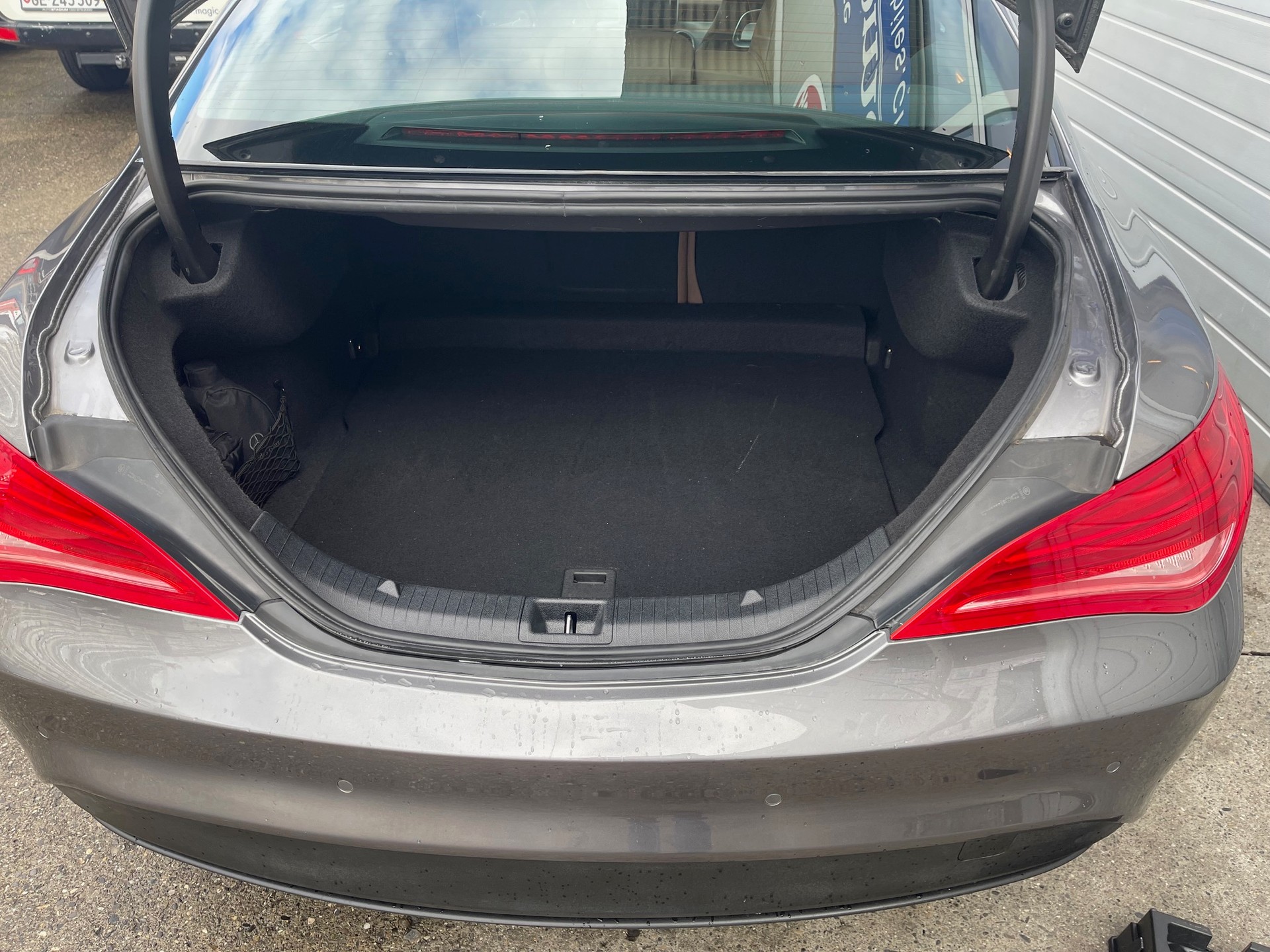 MERCEDES-BENZ CLA 200 7G-DCT-image-7