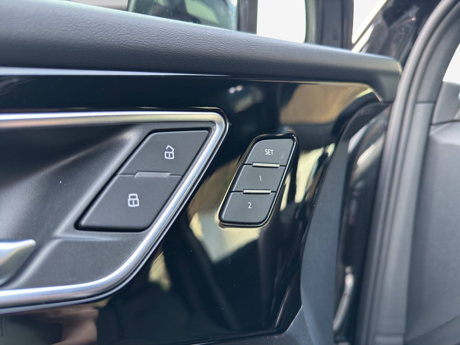 AUDI Q4 Sportback e-tron 50 quattro-image-14