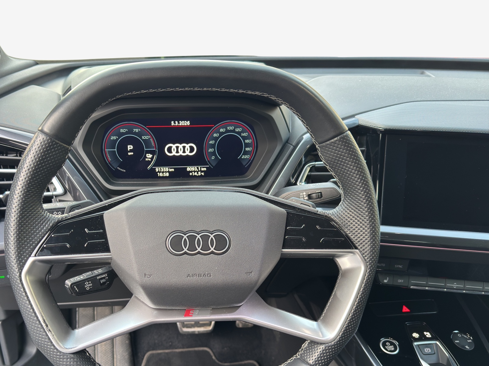 AUDI Q4 Sportback e-tron 50 quattro-image-9