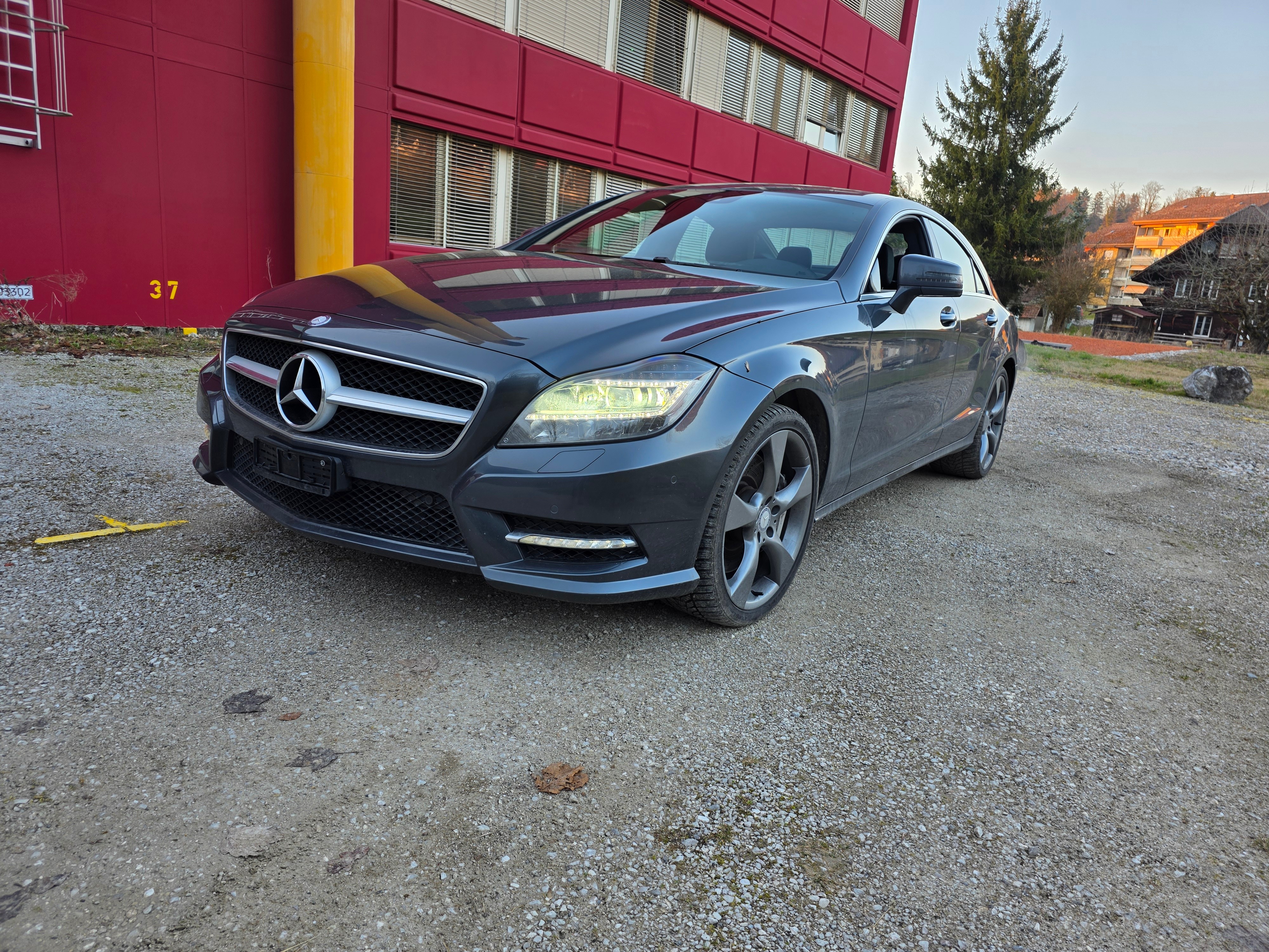 Car photo
