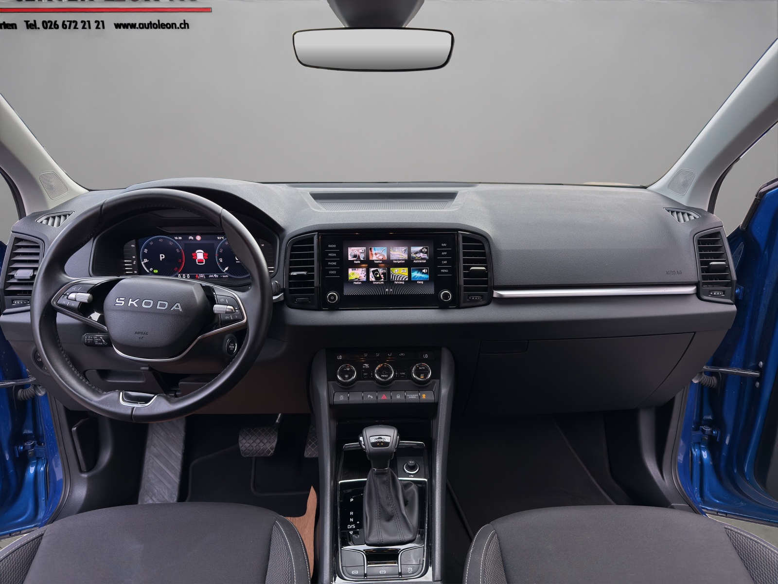 SKODA Karoq 1.5 TSI Selection DSG-image-13