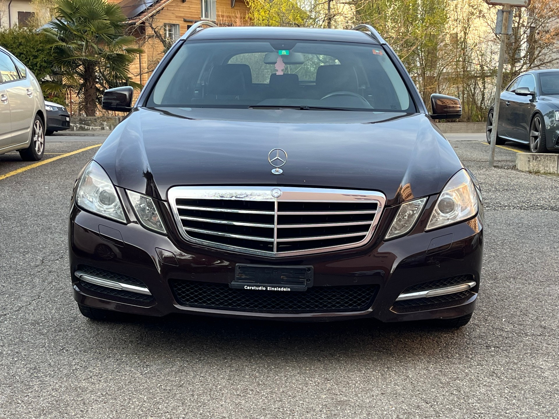 MERCEDES-BENZ E 250 CGI BlueEfficiency Avantgarde 7G-Tronic-image-1
