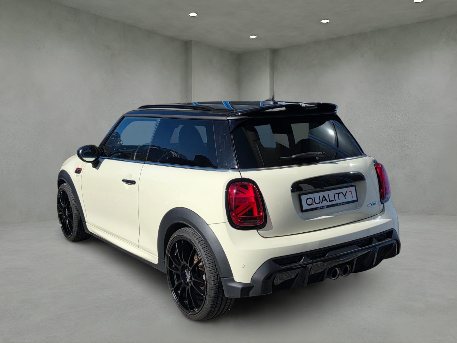 MINI Cooper John Cooper Works Steptronic-showroom-element-3