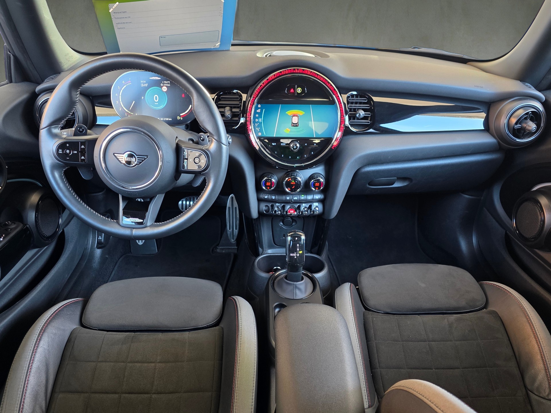 MINI Cooper John Cooper Works Steptronic-image-10