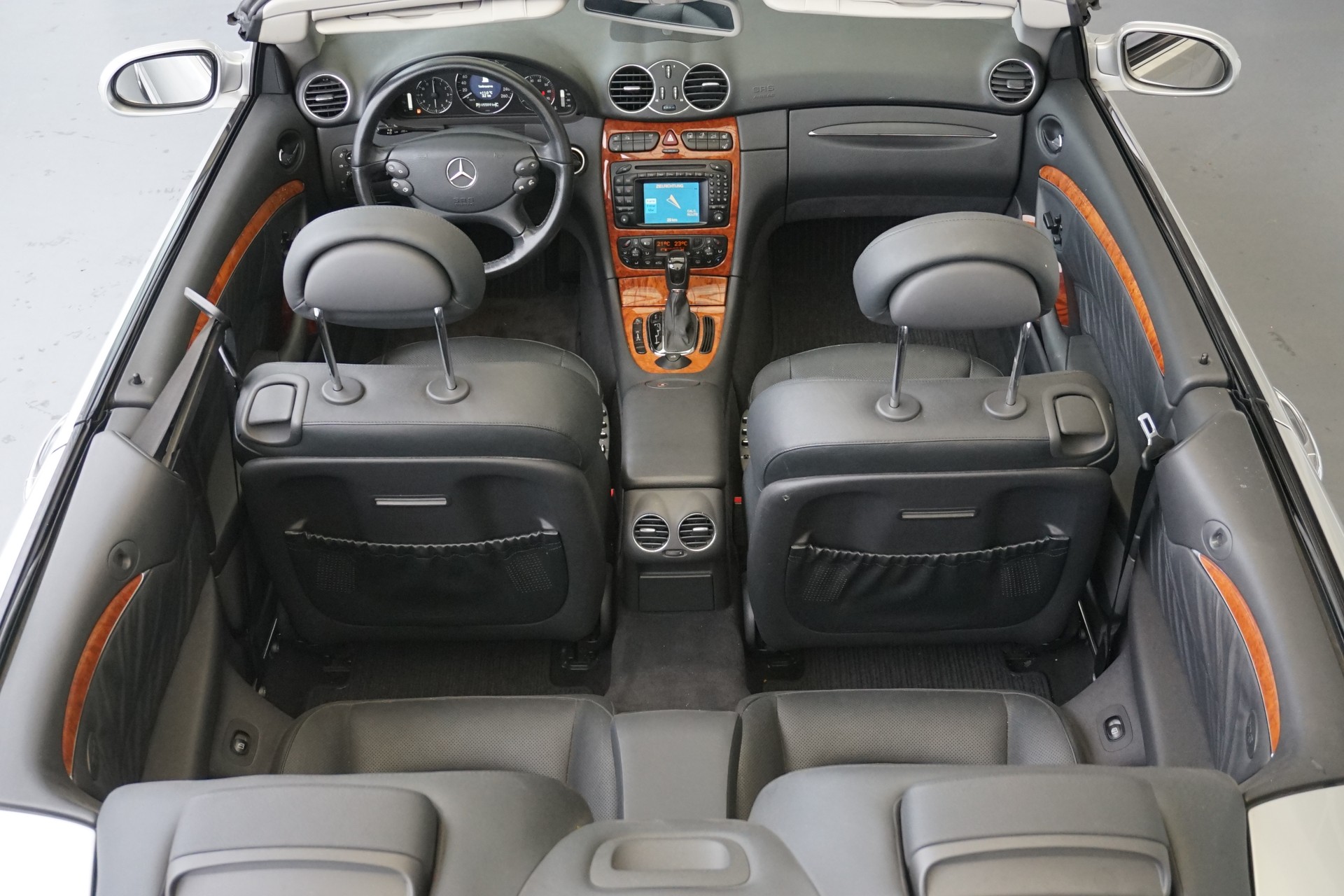 MERCEDES-BENZ CLK 500 Elégance 306 PS Cabriolet mit dem genialen 5,0i V8 Motor und Top-Ausstattung sogar mit Abstandsregeltempomat!!-image-21