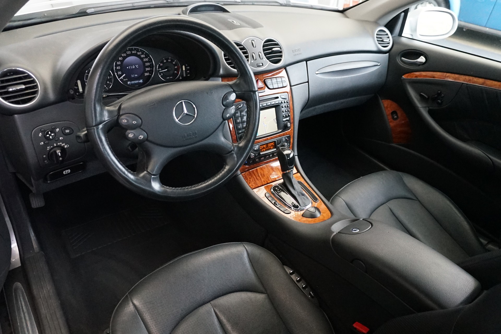 MERCEDES-BENZ CLK 500 Elégance 306 PS Cabriolet mit dem genialen 5,0i V8 Motor und Top-Ausstattung sogar mit Abstandsregeltempomat!!-image-23