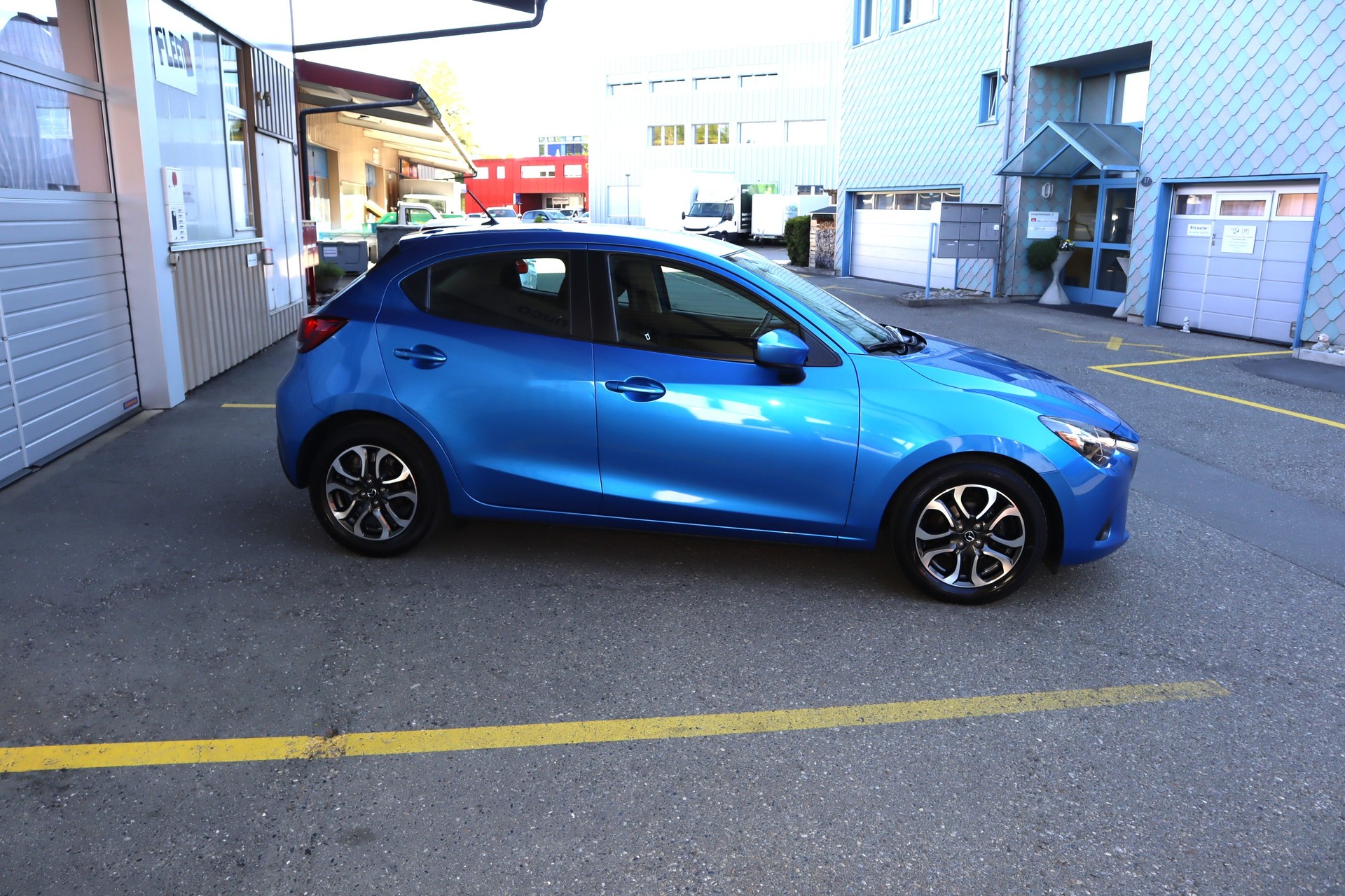 MAZDA 2 1.5i 16V Skyactiv-G Ambition Plus-image-4