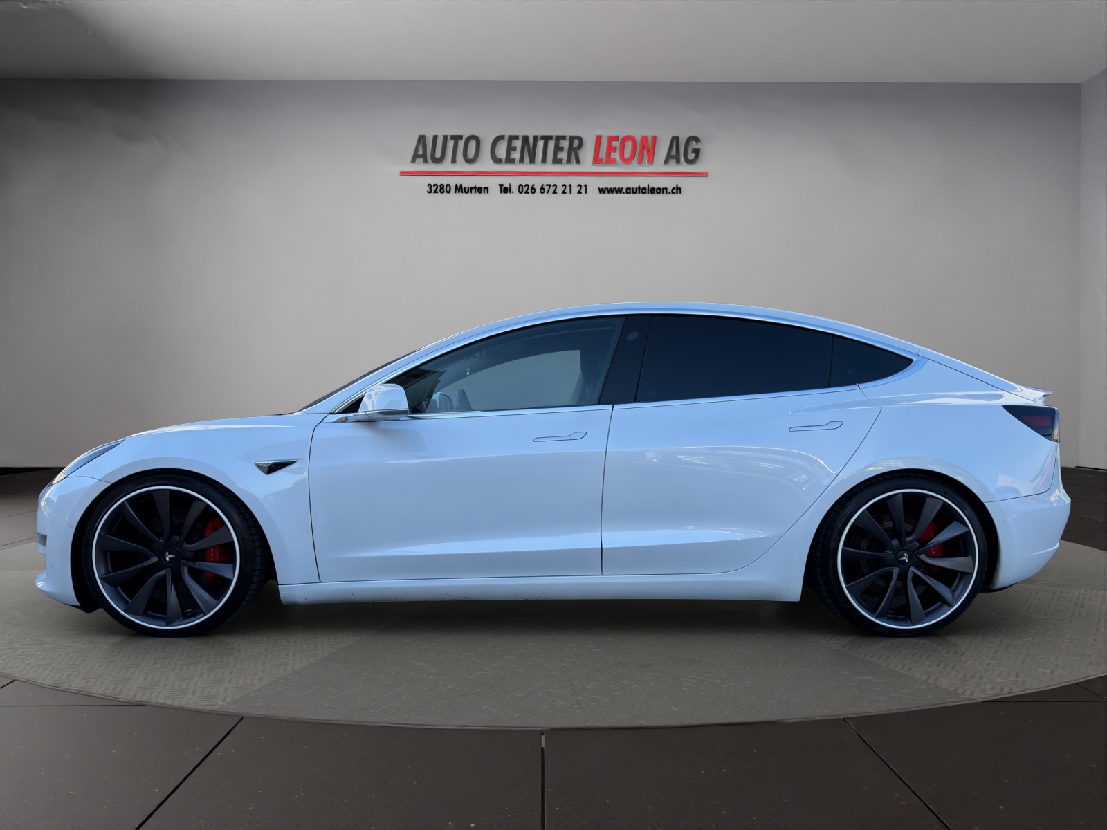 TESLA Model 3 Performance Dual Motor AWD-image-1