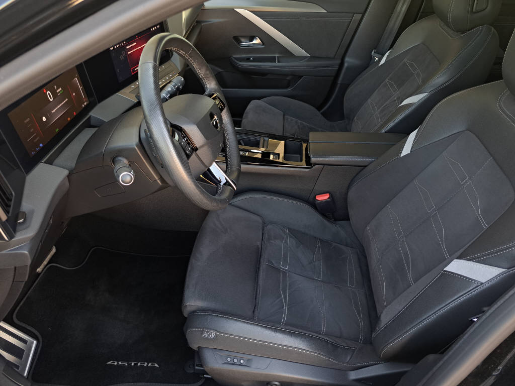 OPEL Astra 1.6 T PHEV 180cv Swiss Premium-image-7