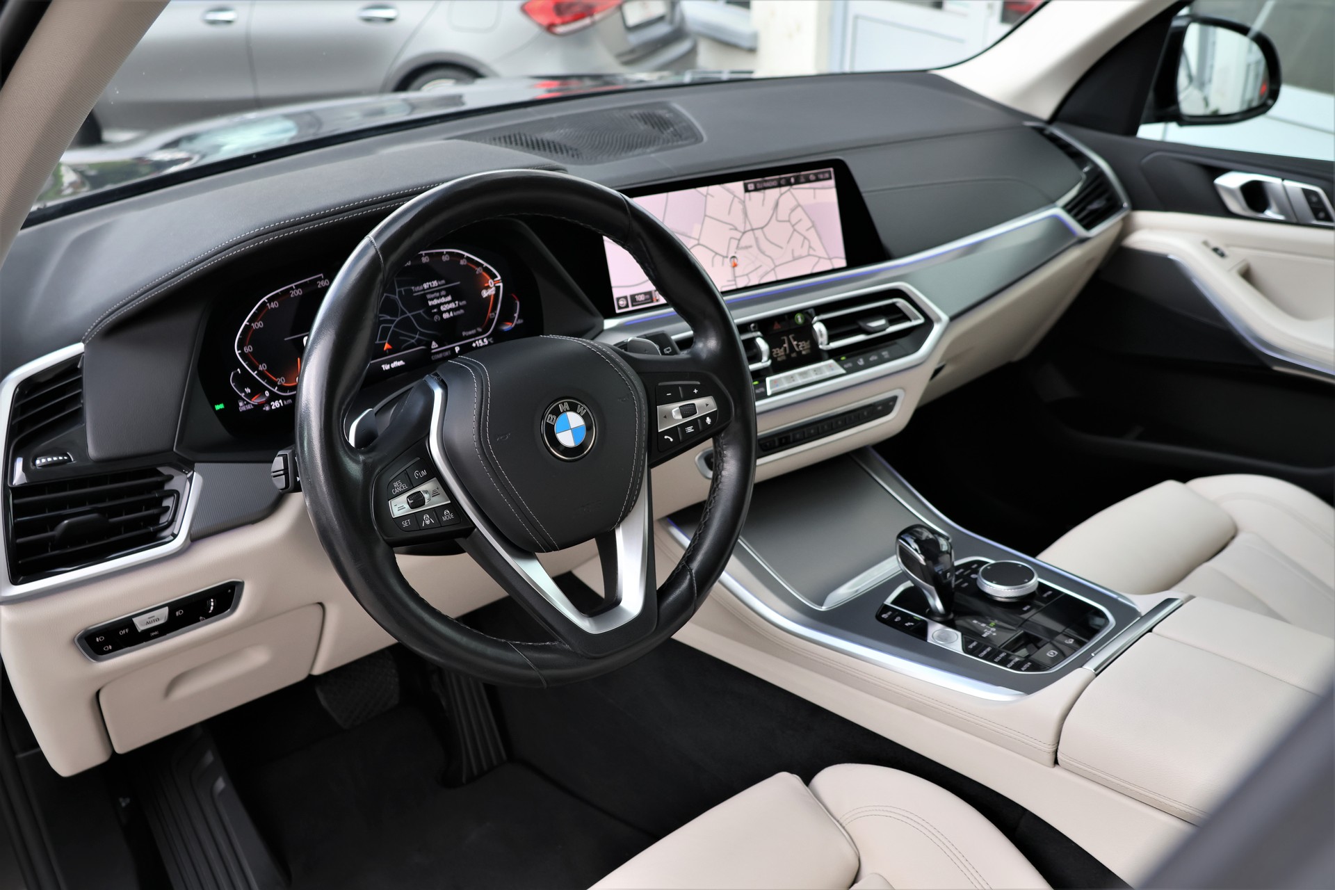 BMW X5 xDrive 48V 40d xLine Steptronic-image-9