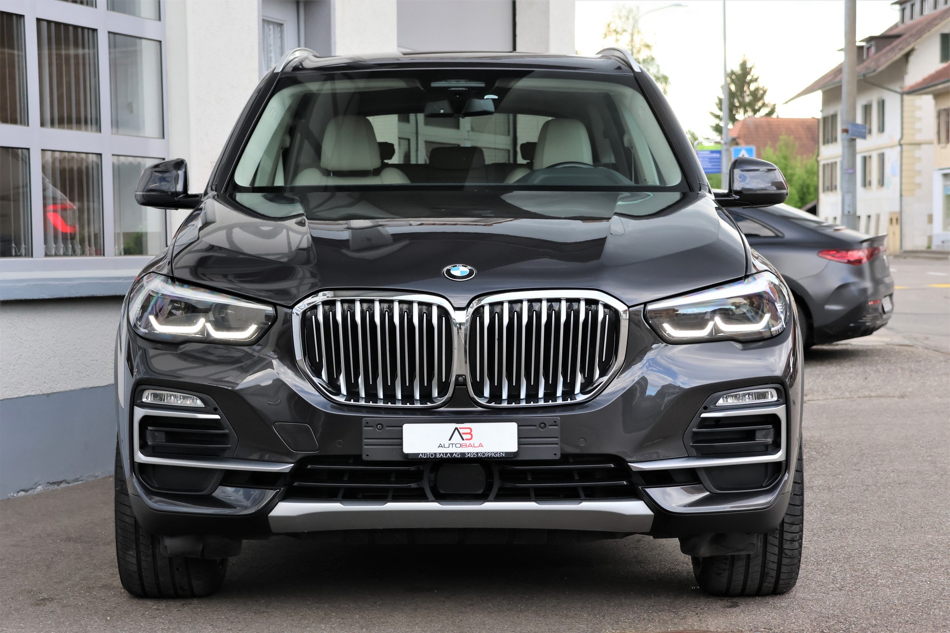BMW X5 xDrive 48V 40d xLine Steptronic-image-1