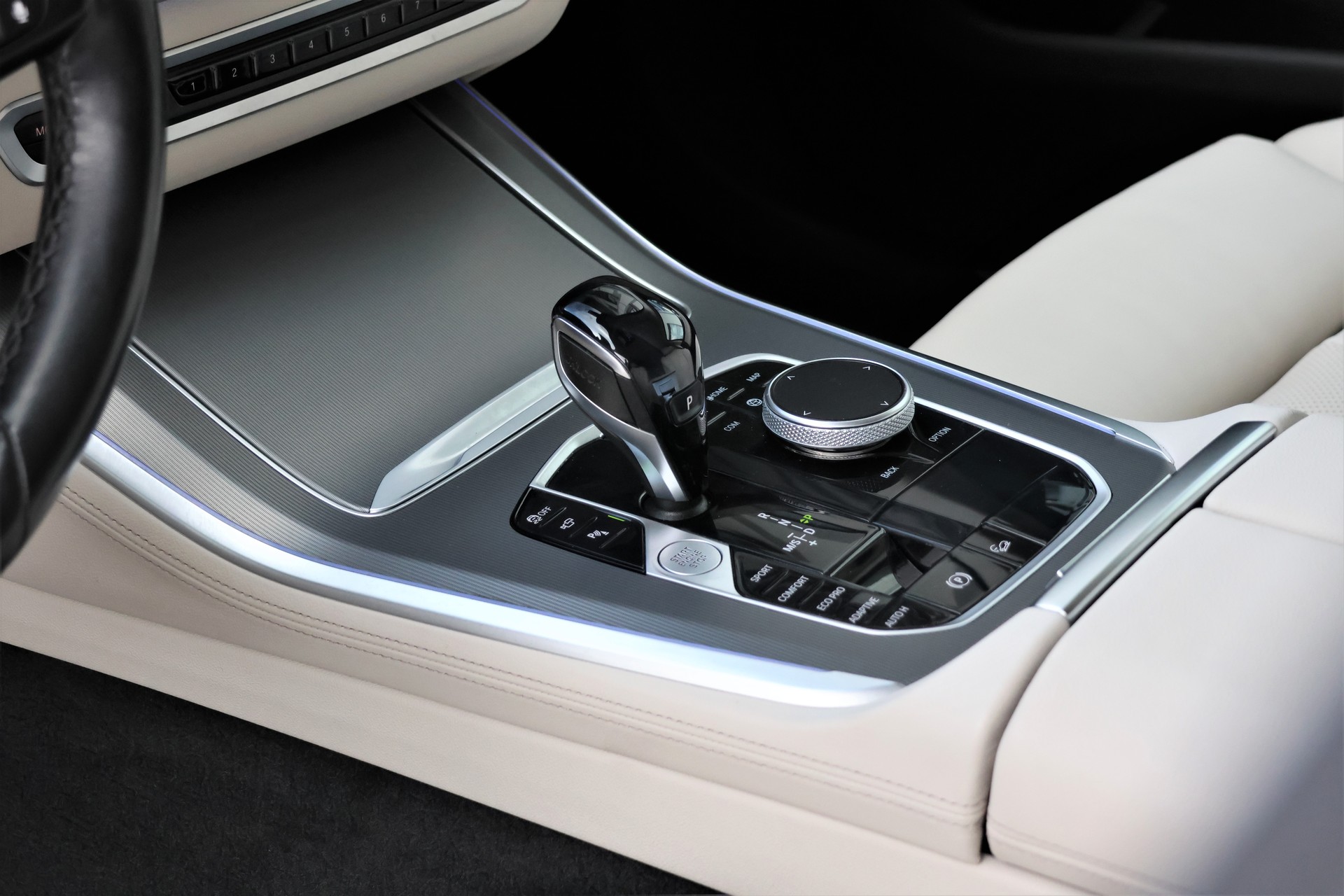 BMW X5 xDrive 48V 40d xLine Steptronic-image-10