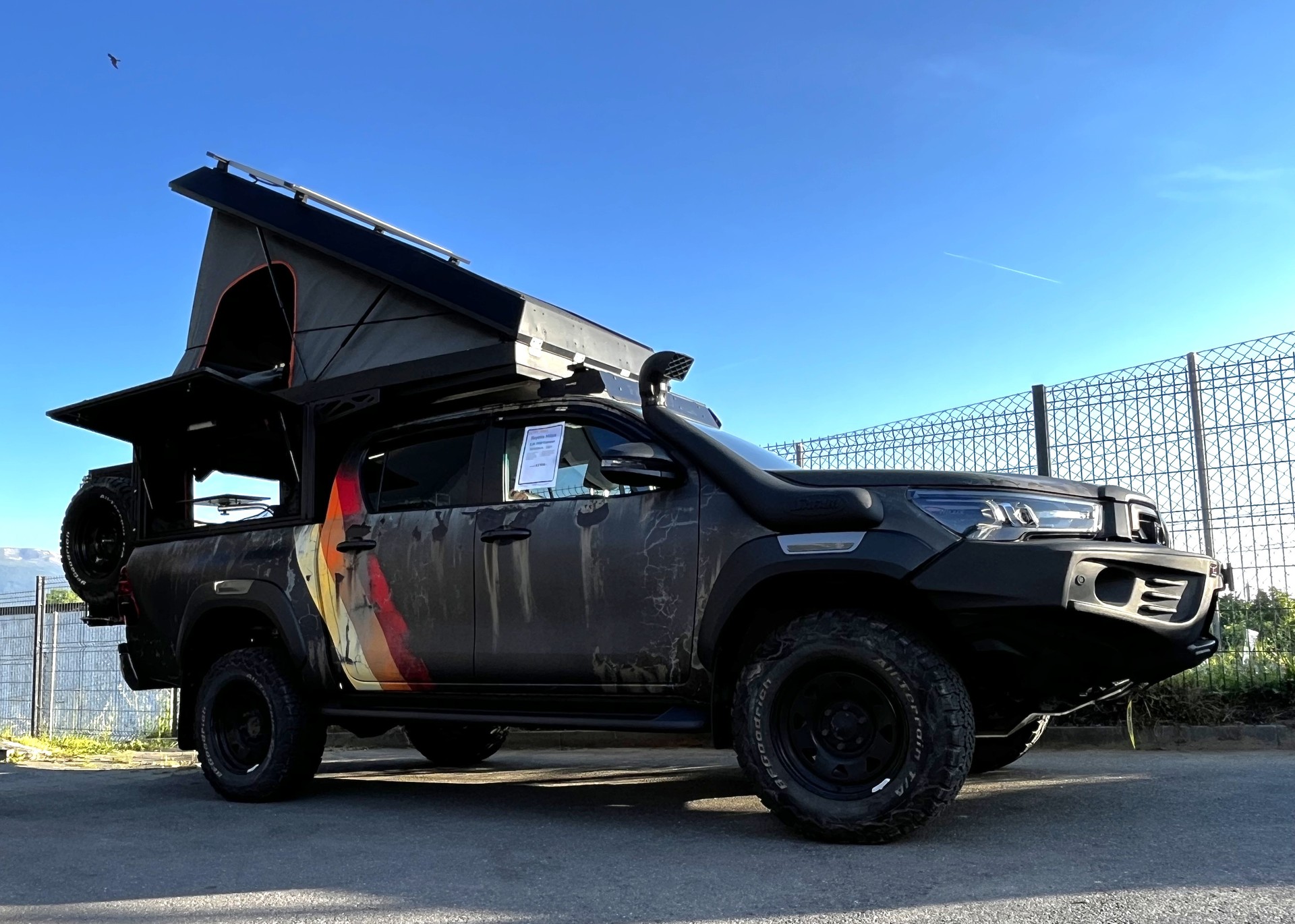 TOYOTA 2.8 D4D Invicible Canopy Camper-image-5