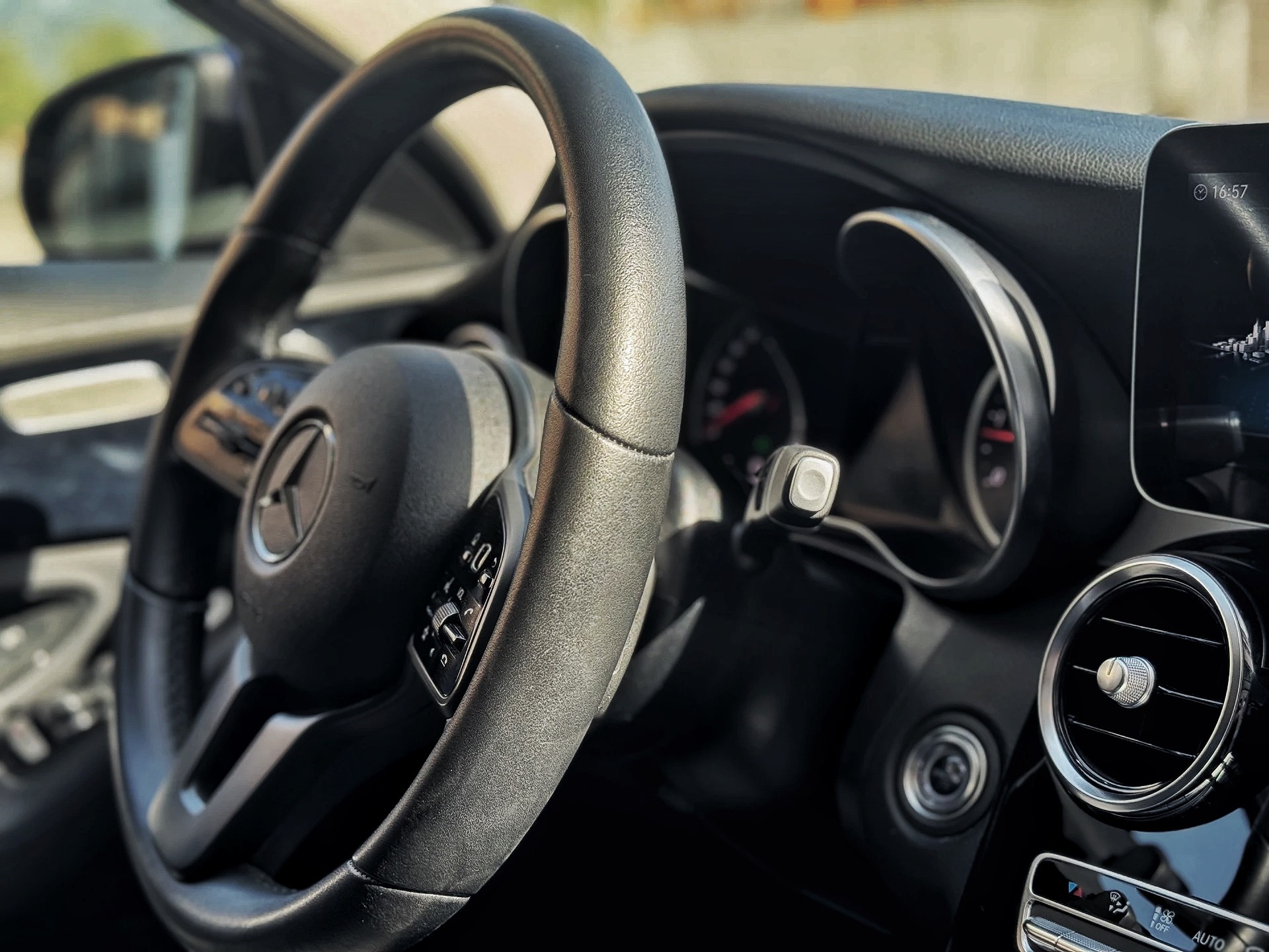 MERCEDES-BENZ C 220 d Swiss Star Avantgarde 4M 9G-Tronic-image-27
