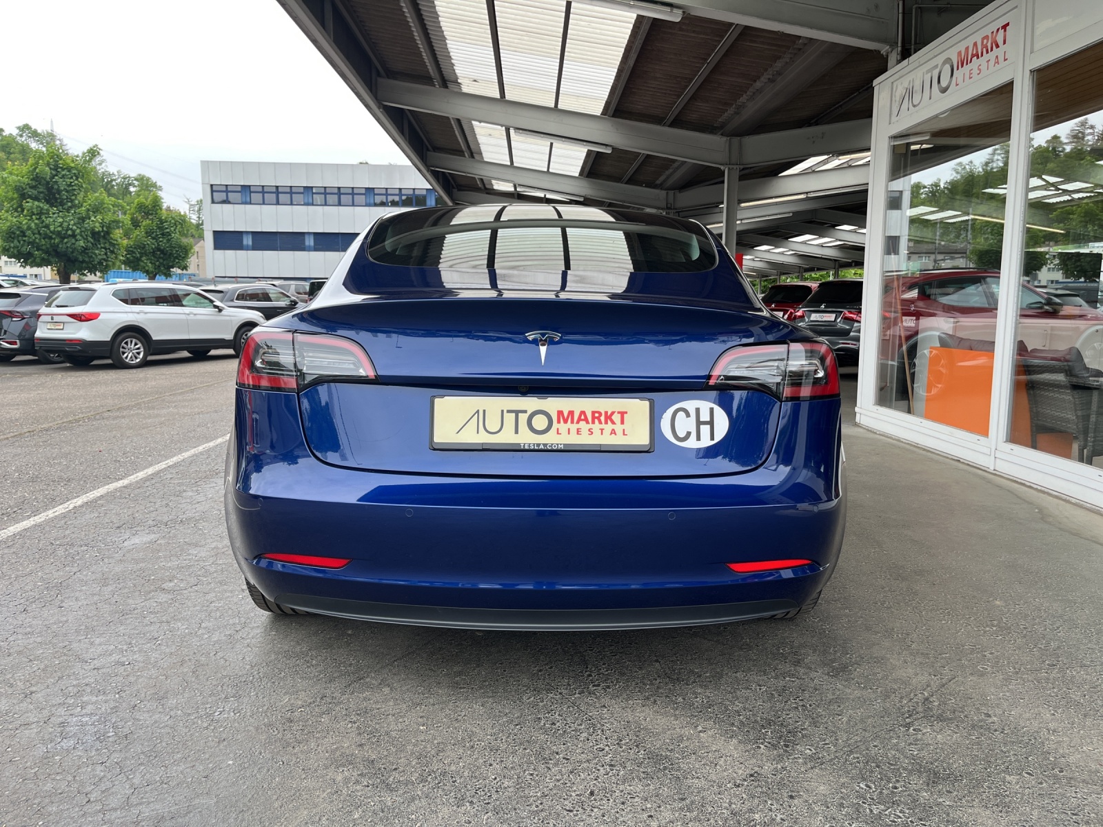 TESLA Model 3 RWD Standart Range Plus-image-3