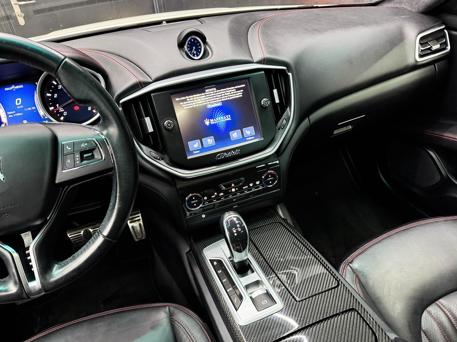MASERATI Ghibli S Q4 3.0 V6 Automatica-image-14