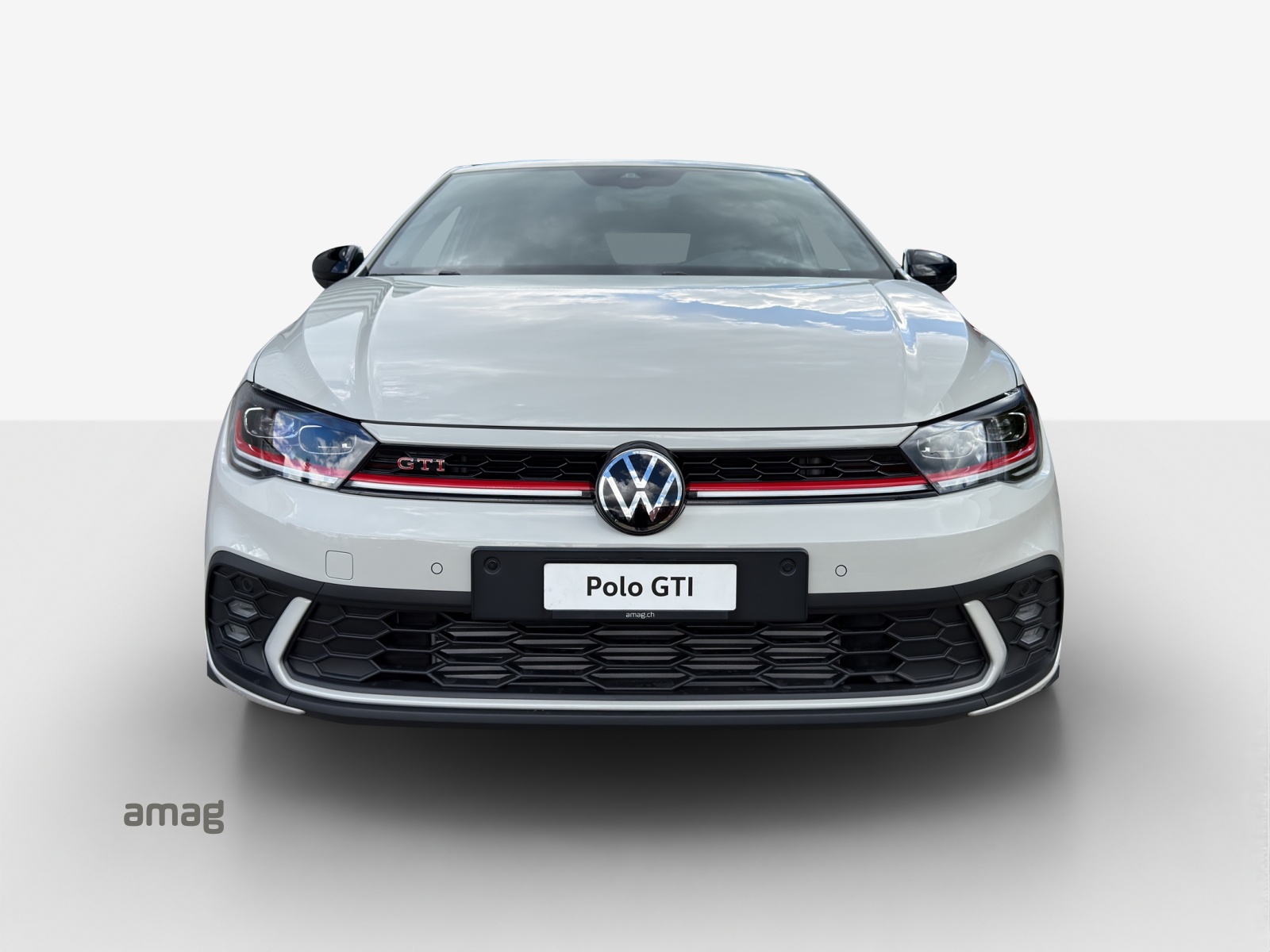 VW Polo GTI 2.0TSI 207PS-image-6
