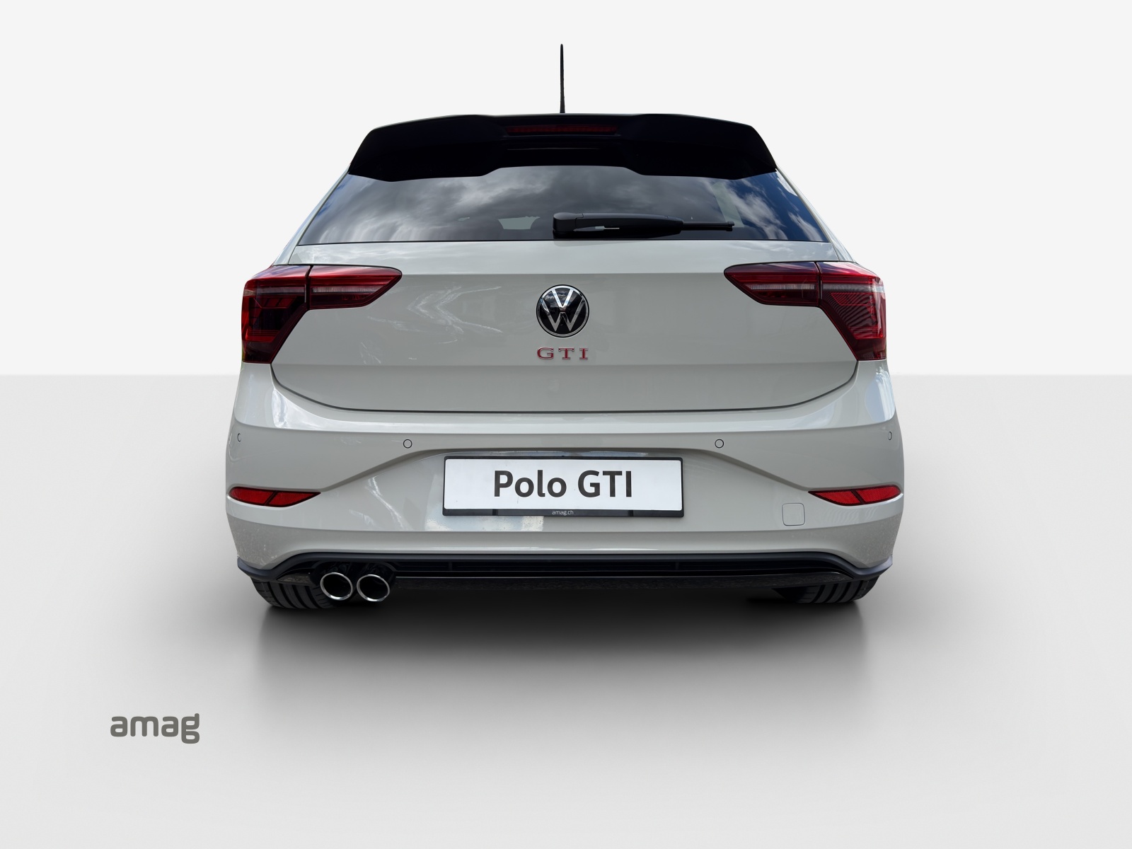 VW Polo GTI 2.0TSI 207PS-image-3
