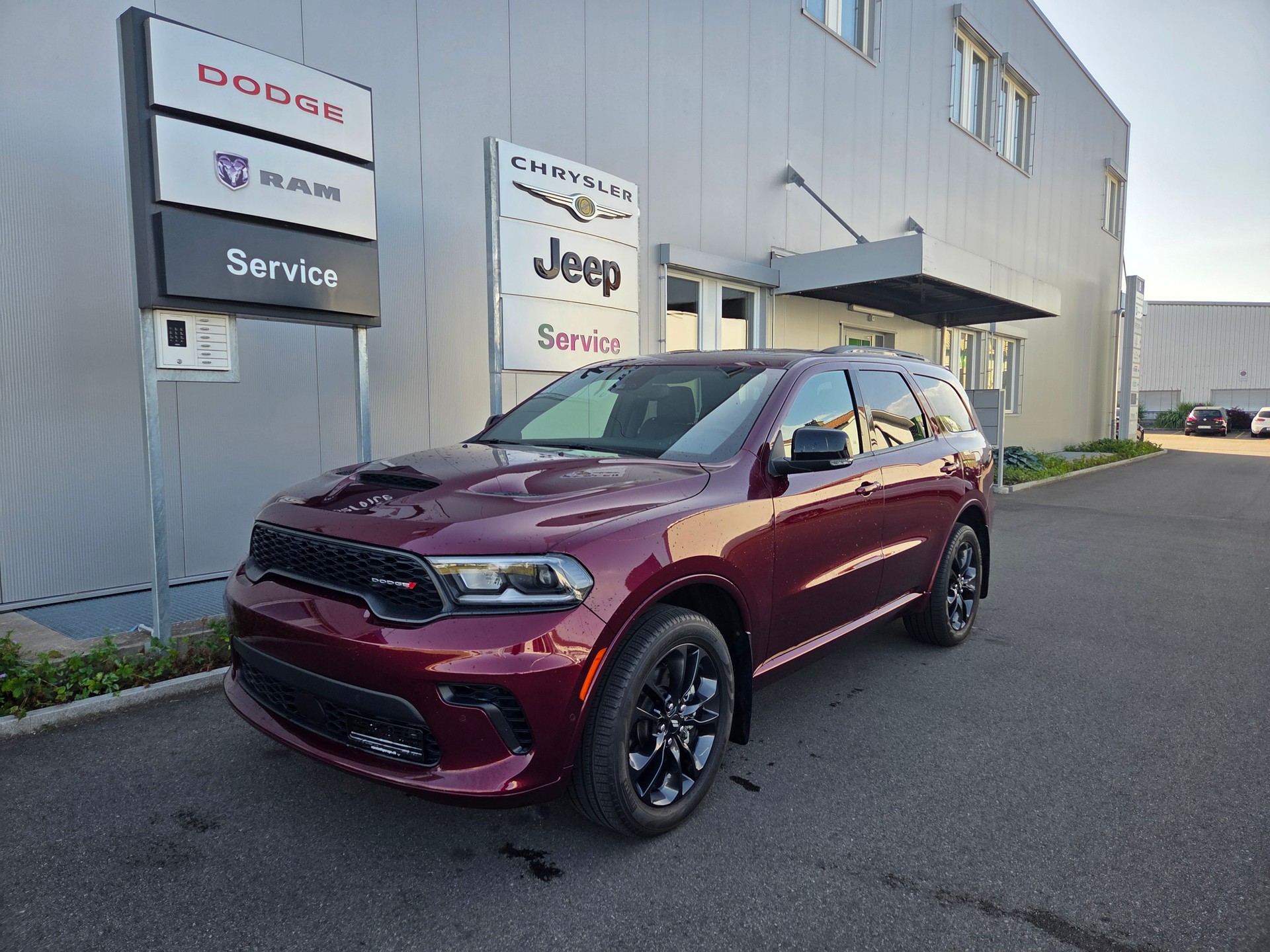 DODGE Durango 3.6 V6 4x4 GT Plus 299PS / 6-Plätzer / 3.5T AHK-image-1