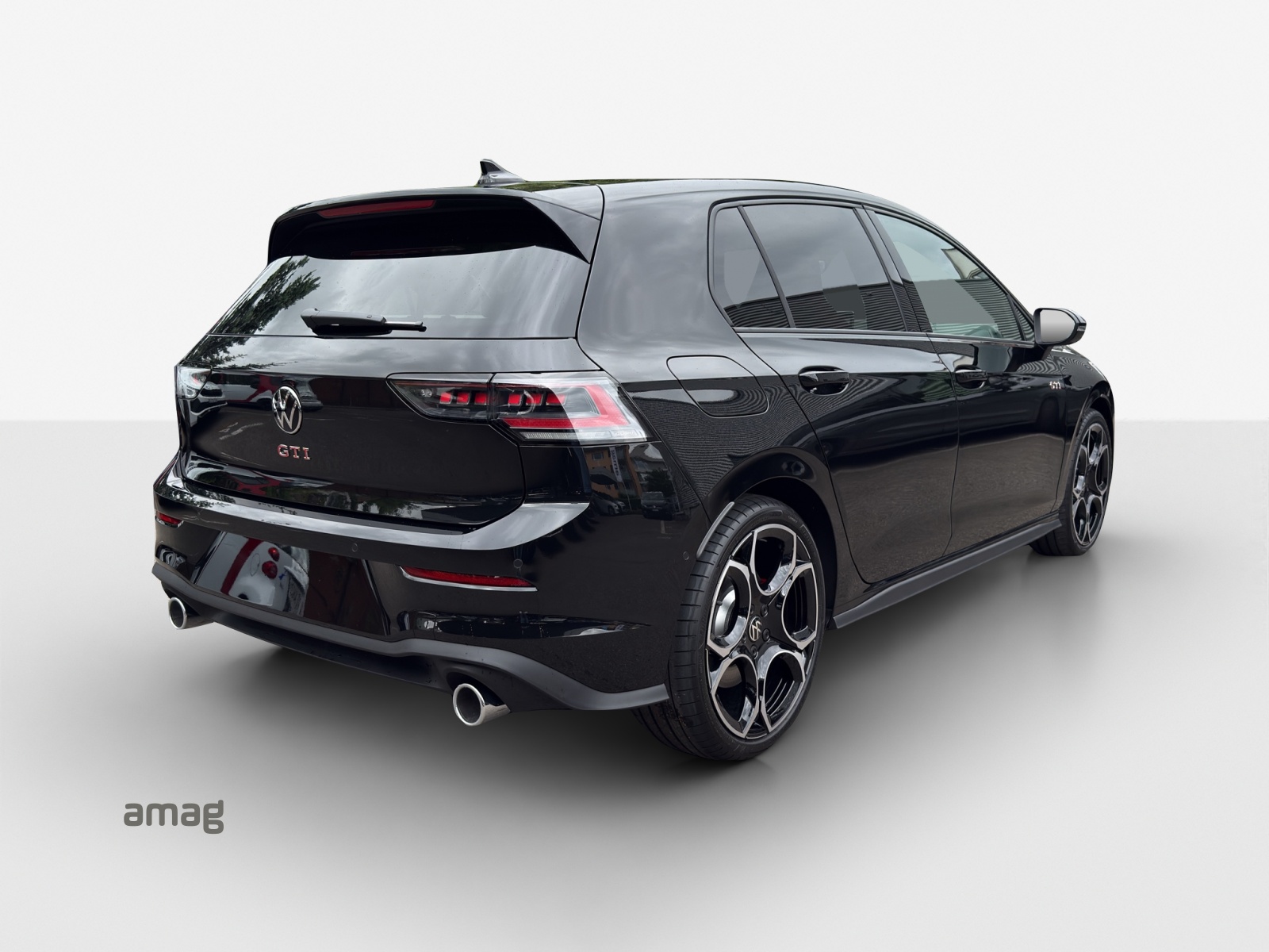 VW Golf 2.0 TSI GTI DSG-image-4