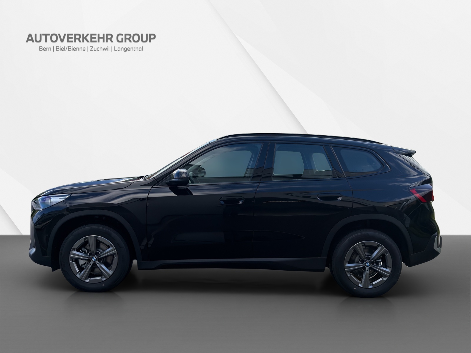 BMW X1 sDrive 18i-image-2
