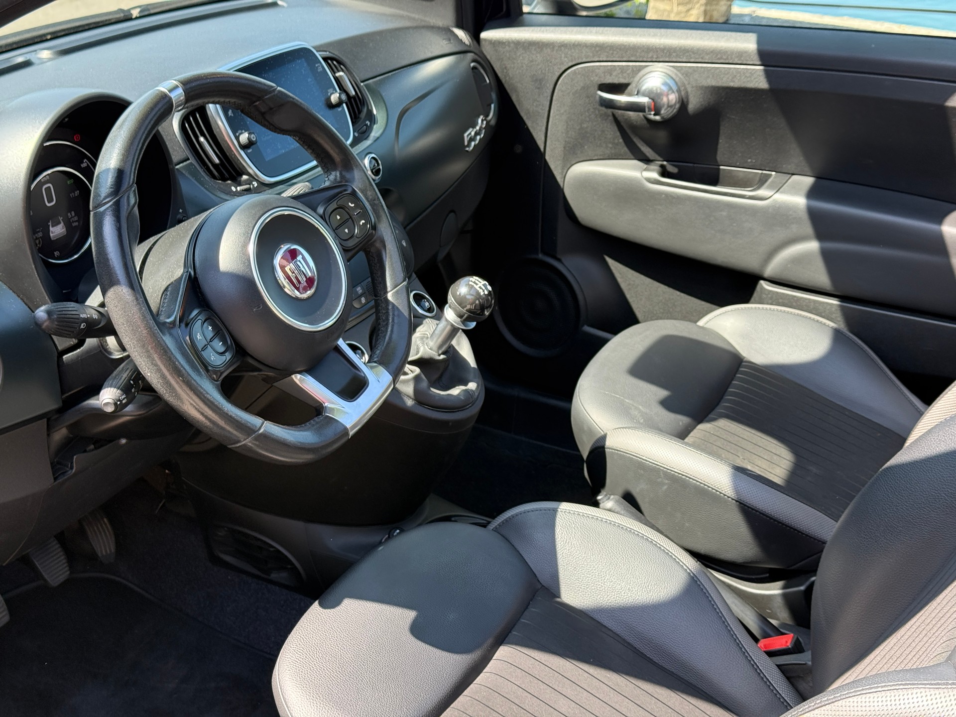 FIAT 500C 0.9 Twinair Rockstar-image-6