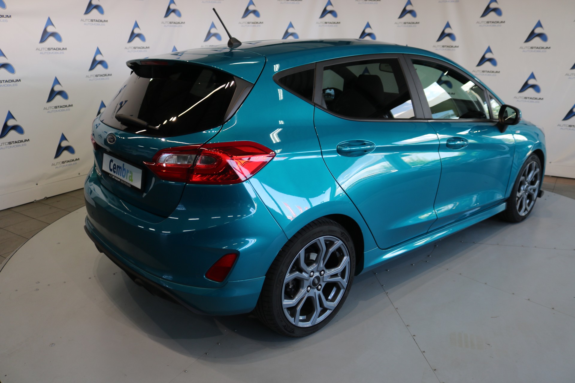 FORD Fiesta 1.0 SCTi ST Line-image-17