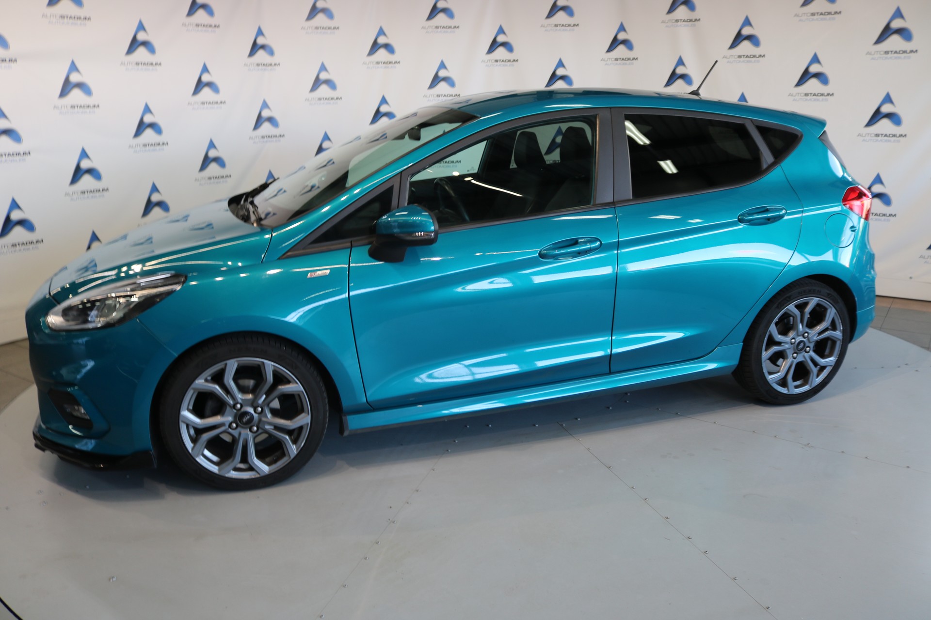 FORD Fiesta 1.0 SCTi ST Line-image-11